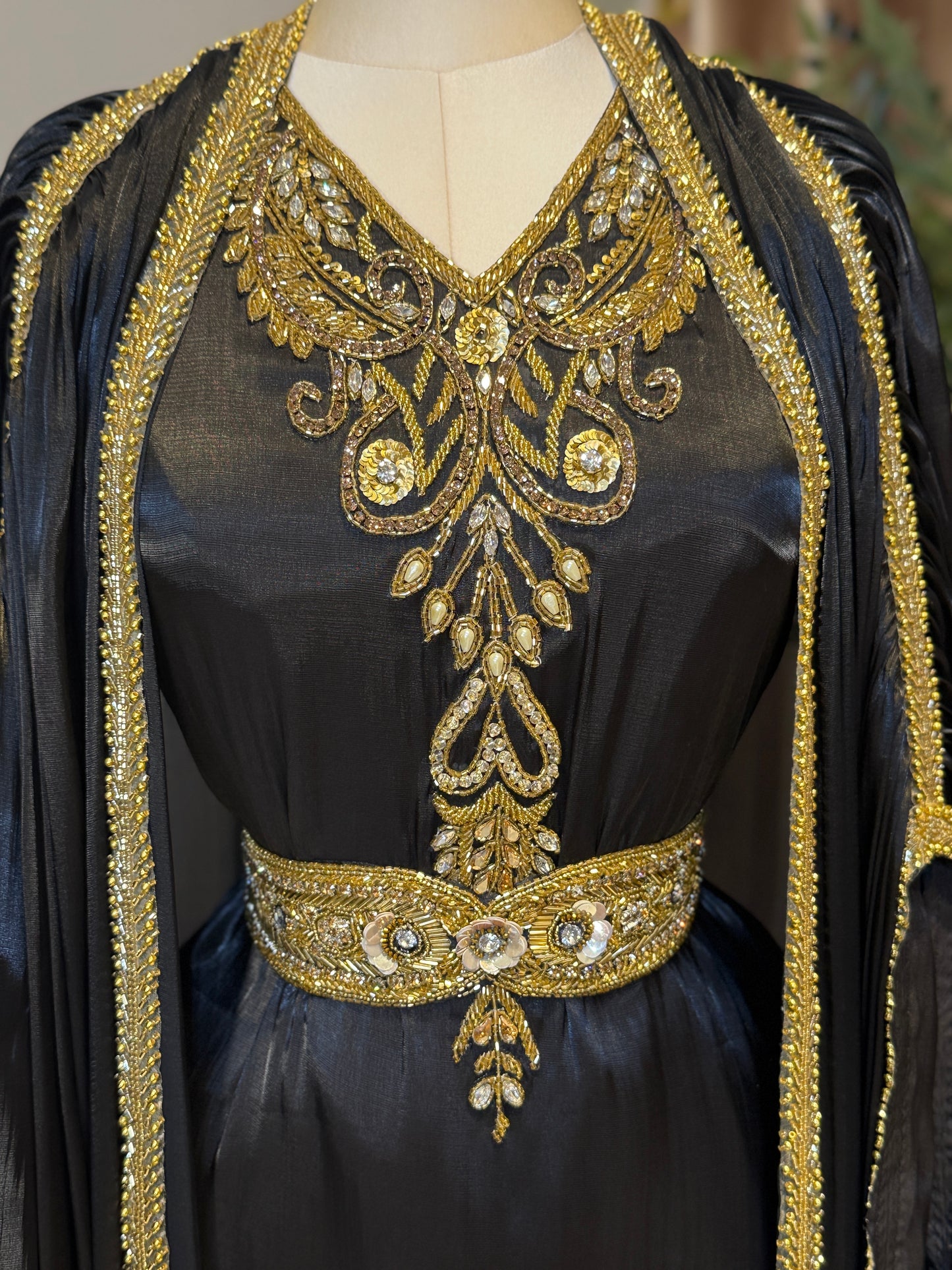 Mohraa Luxury 3 Piece Khaleeji Caftan