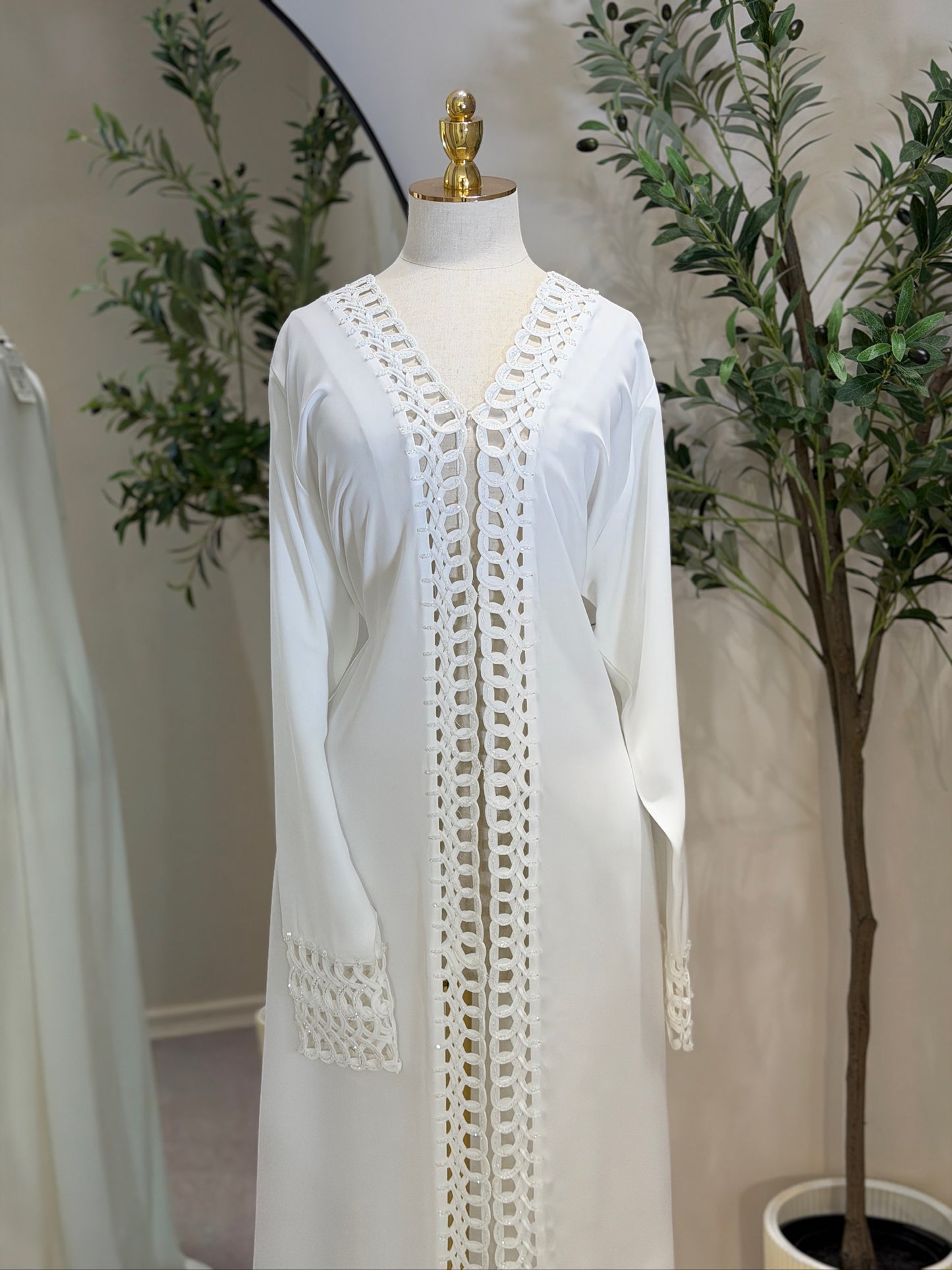 Yara White Luxury Khaliji Abaya