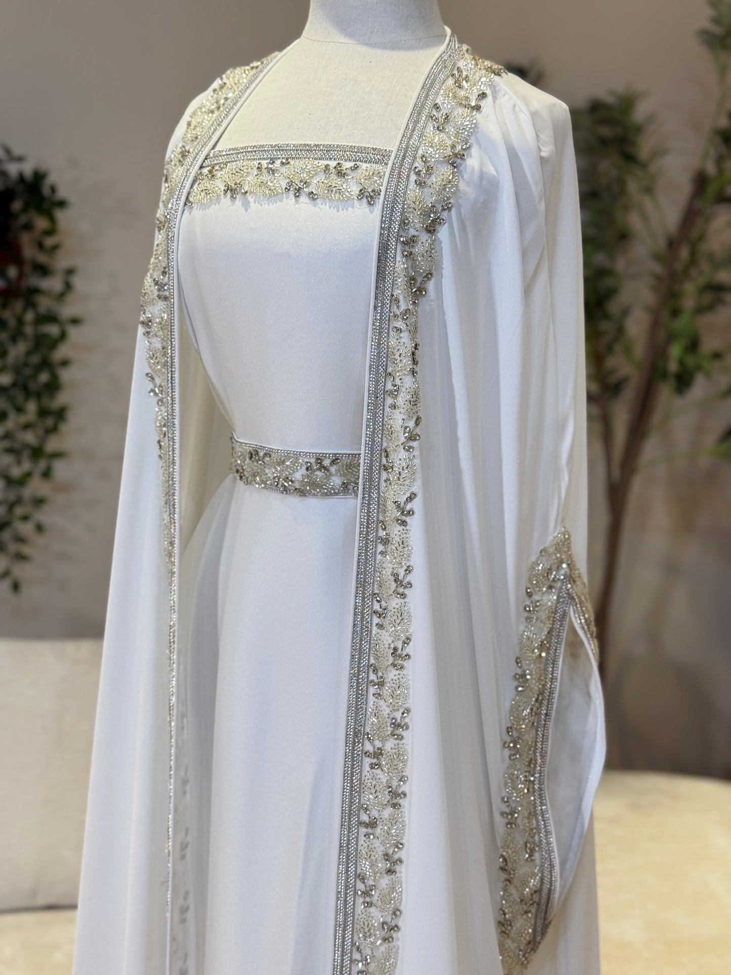 White Khawla Luxury Khaliji Caftan