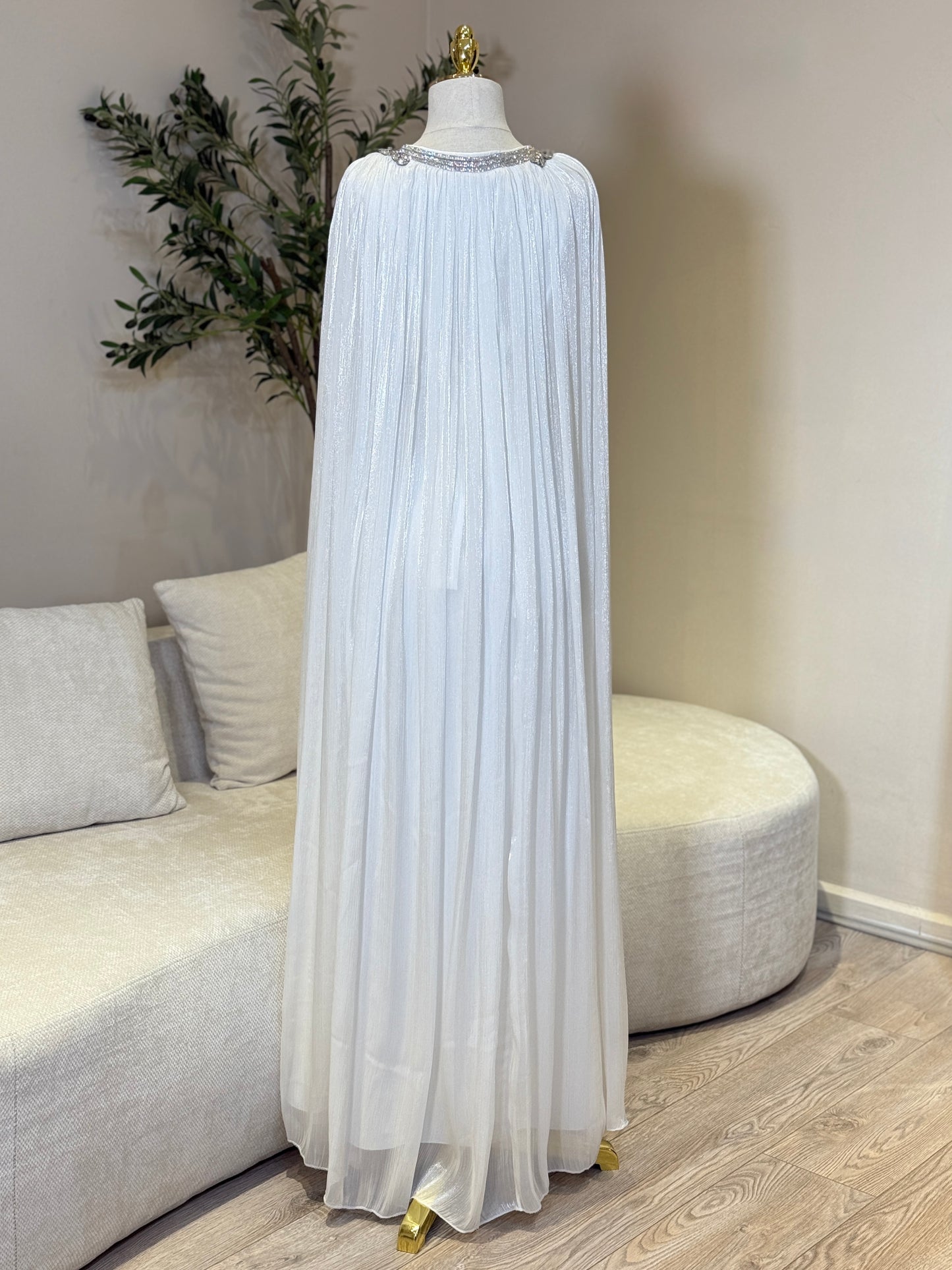 White Jamanah Luxury Khaliji Caftan
