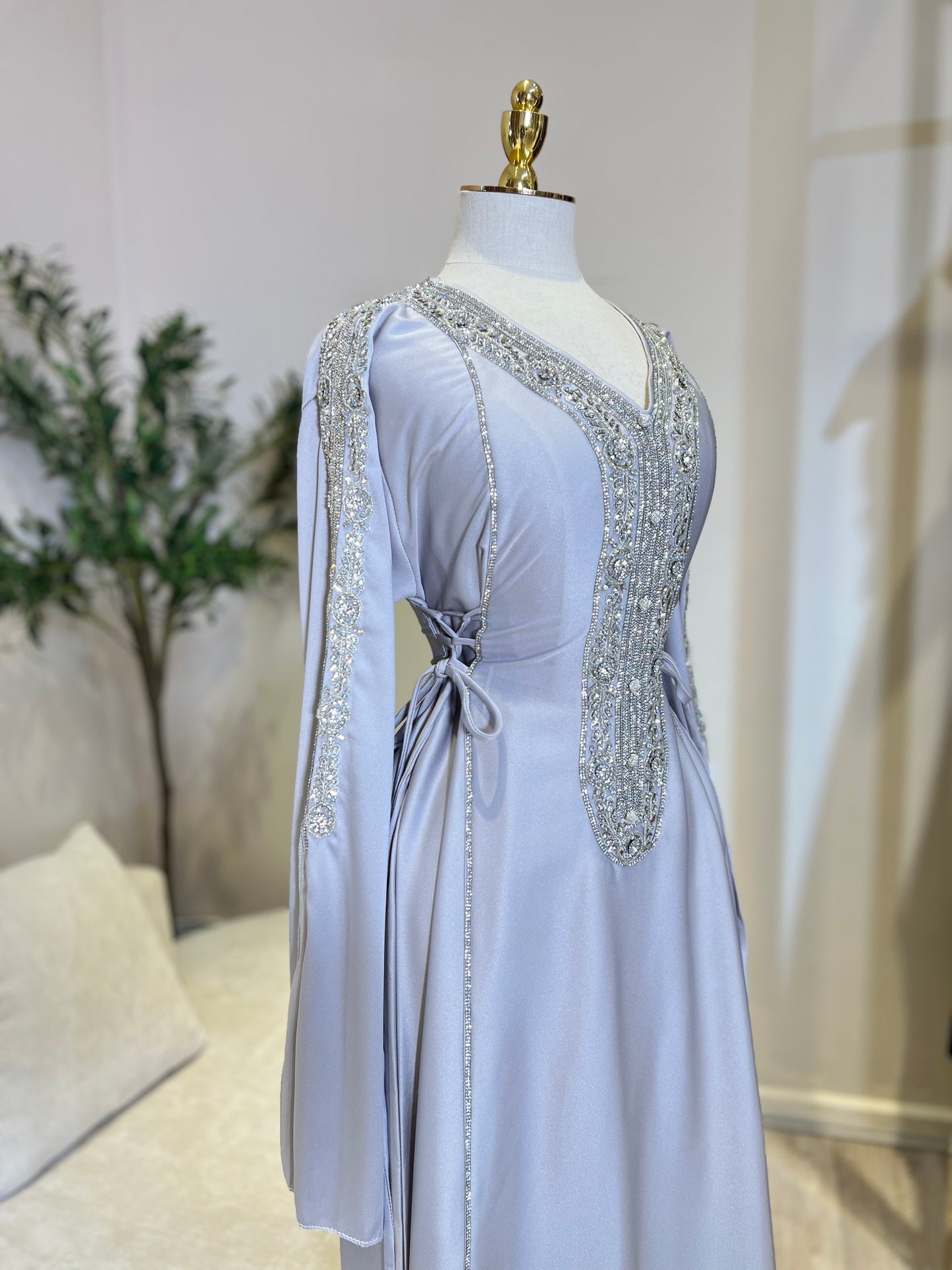 Hessa Side Corset Soft Satin Khaliji Caftan ( Silver )
