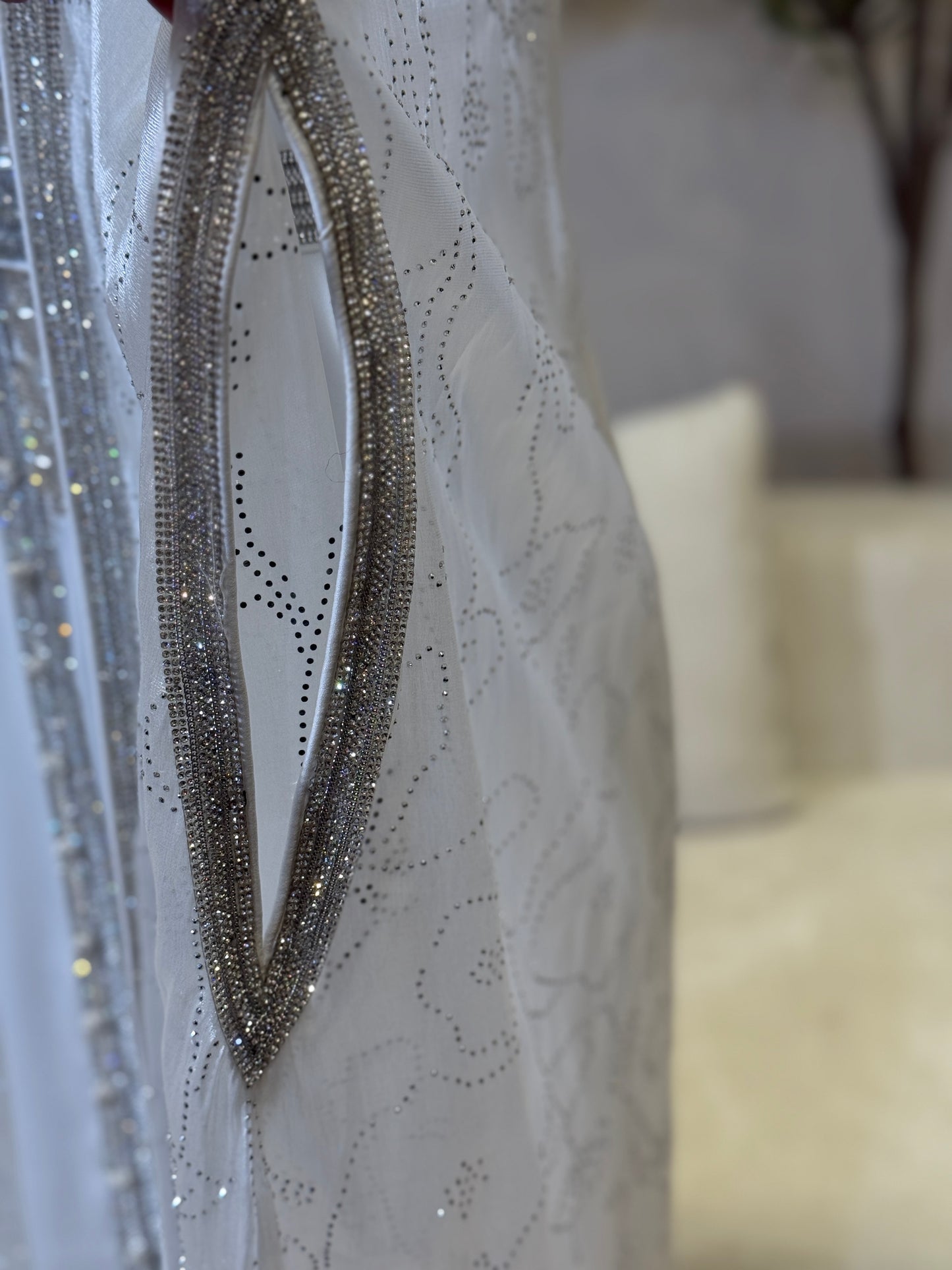 White Muzna Luxury Khaliji Caftan