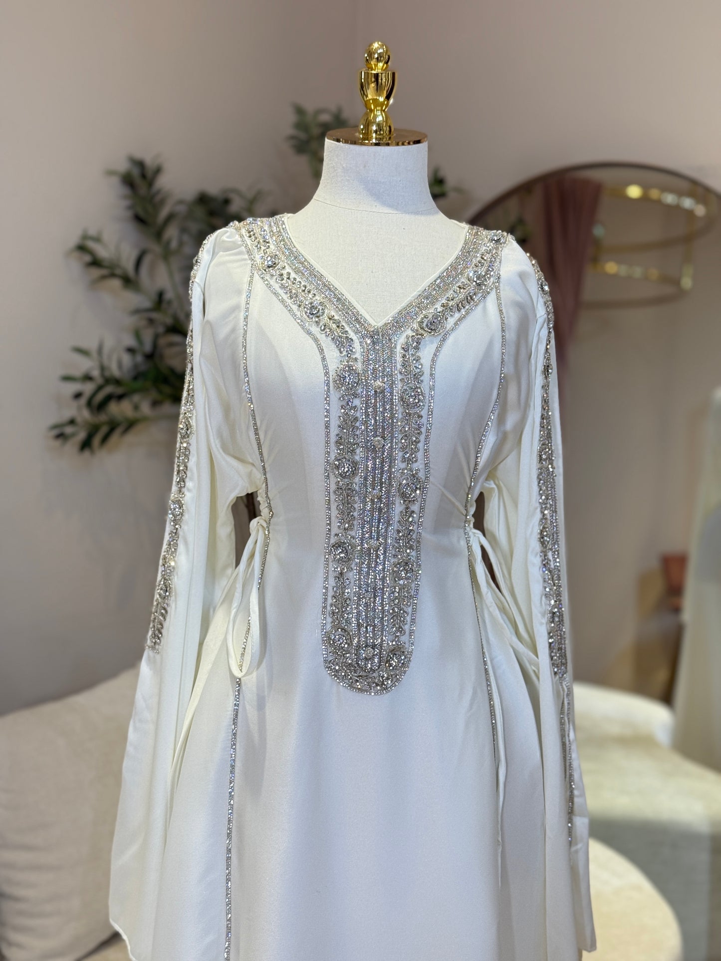 Whit Hessa Luxury Khaliji Caftan