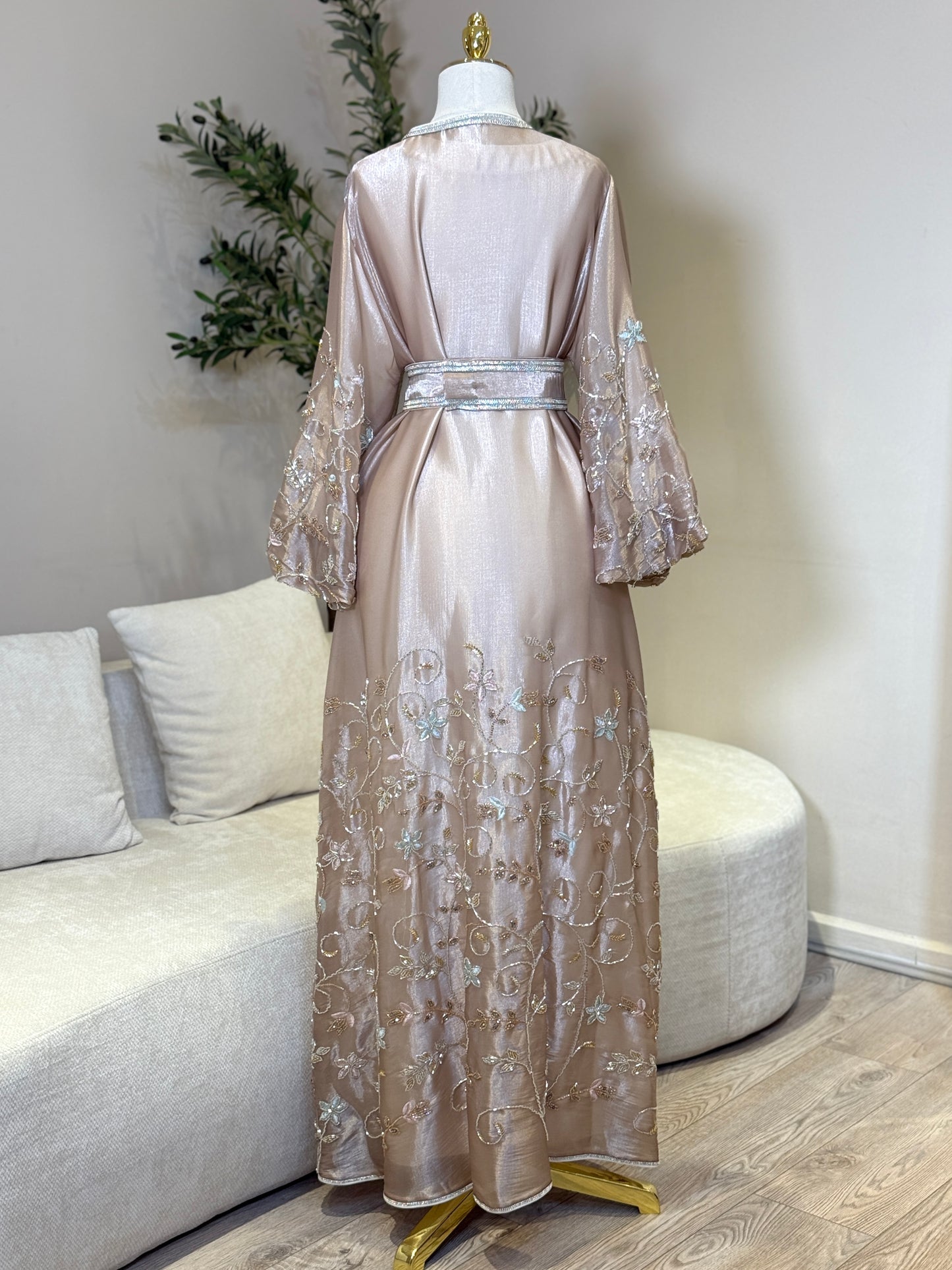 Lulwa 3 Piece Luxury Khaliji Caftan