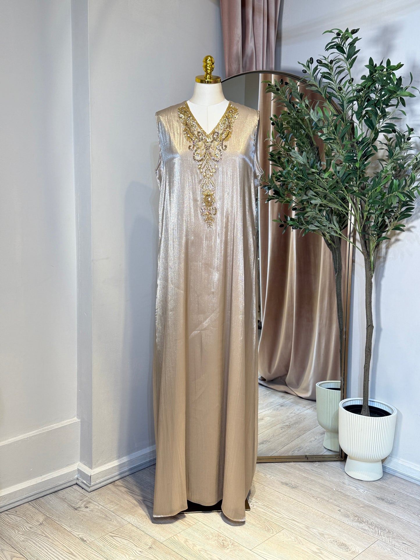 Mohraa Luxury 3 Piece Khaleeji Caftan