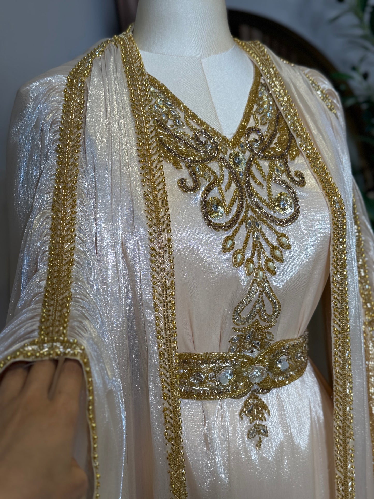Mohraa Luxury 3 piece Khaleeji Caftan