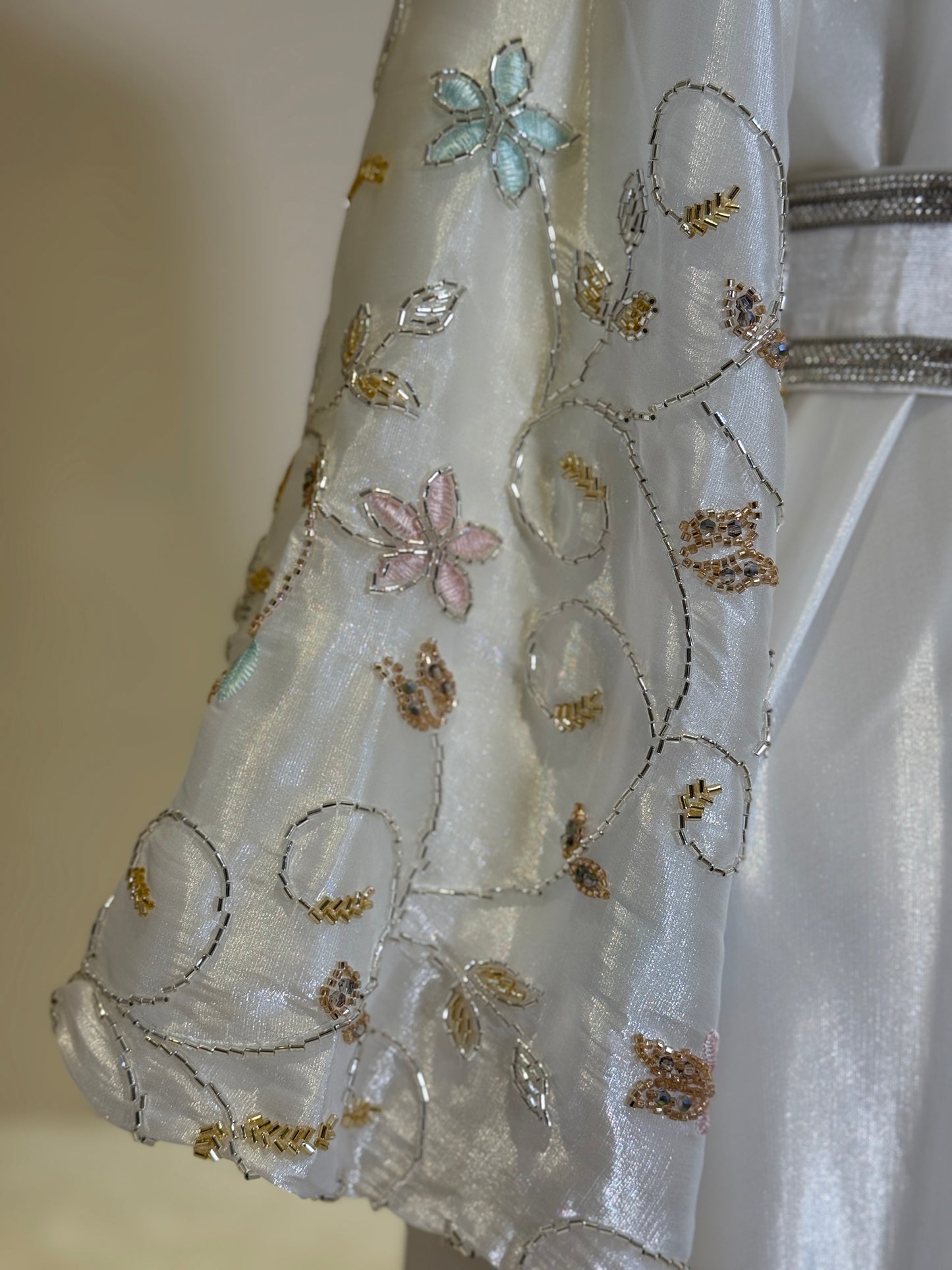 White Lulwa 3 Piece Luxury Khaliji Caftan