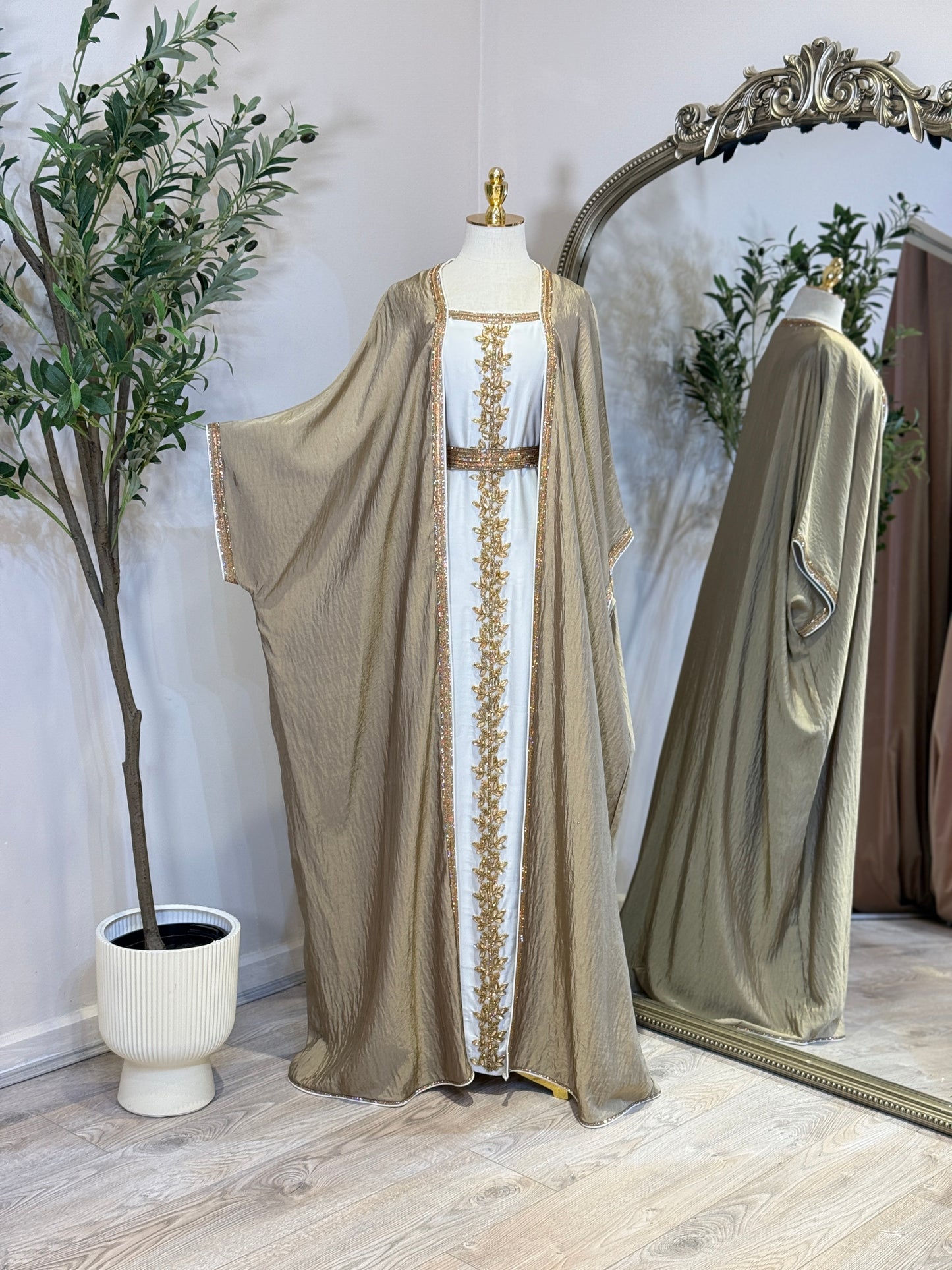 Adara Luxury Khaliji Caftan