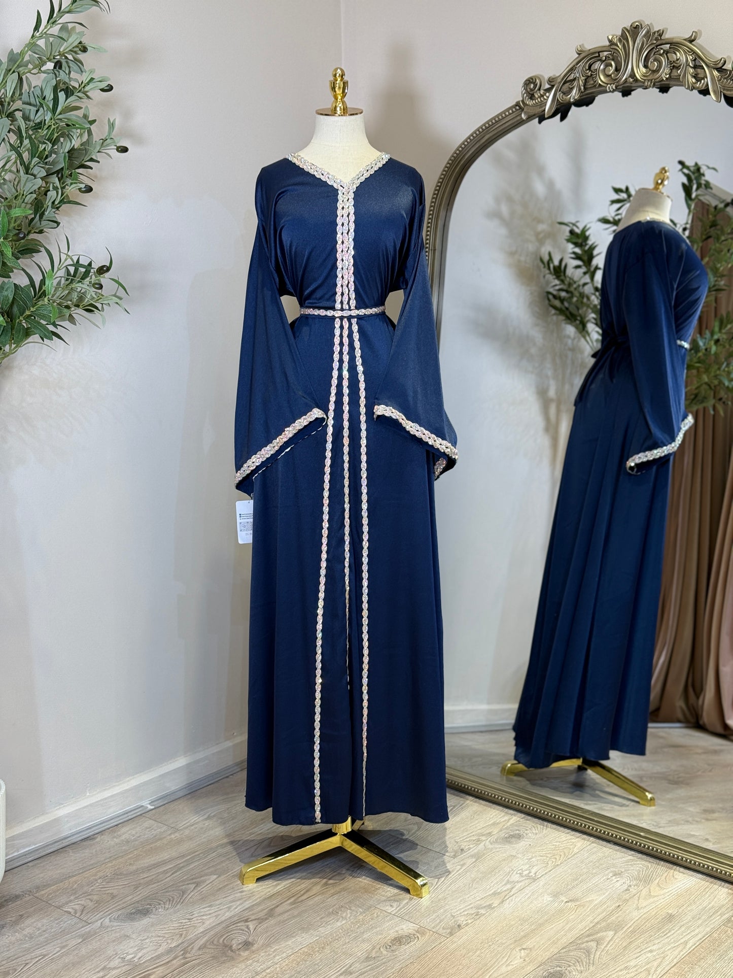 Amira Satin Simple Classic Abaya