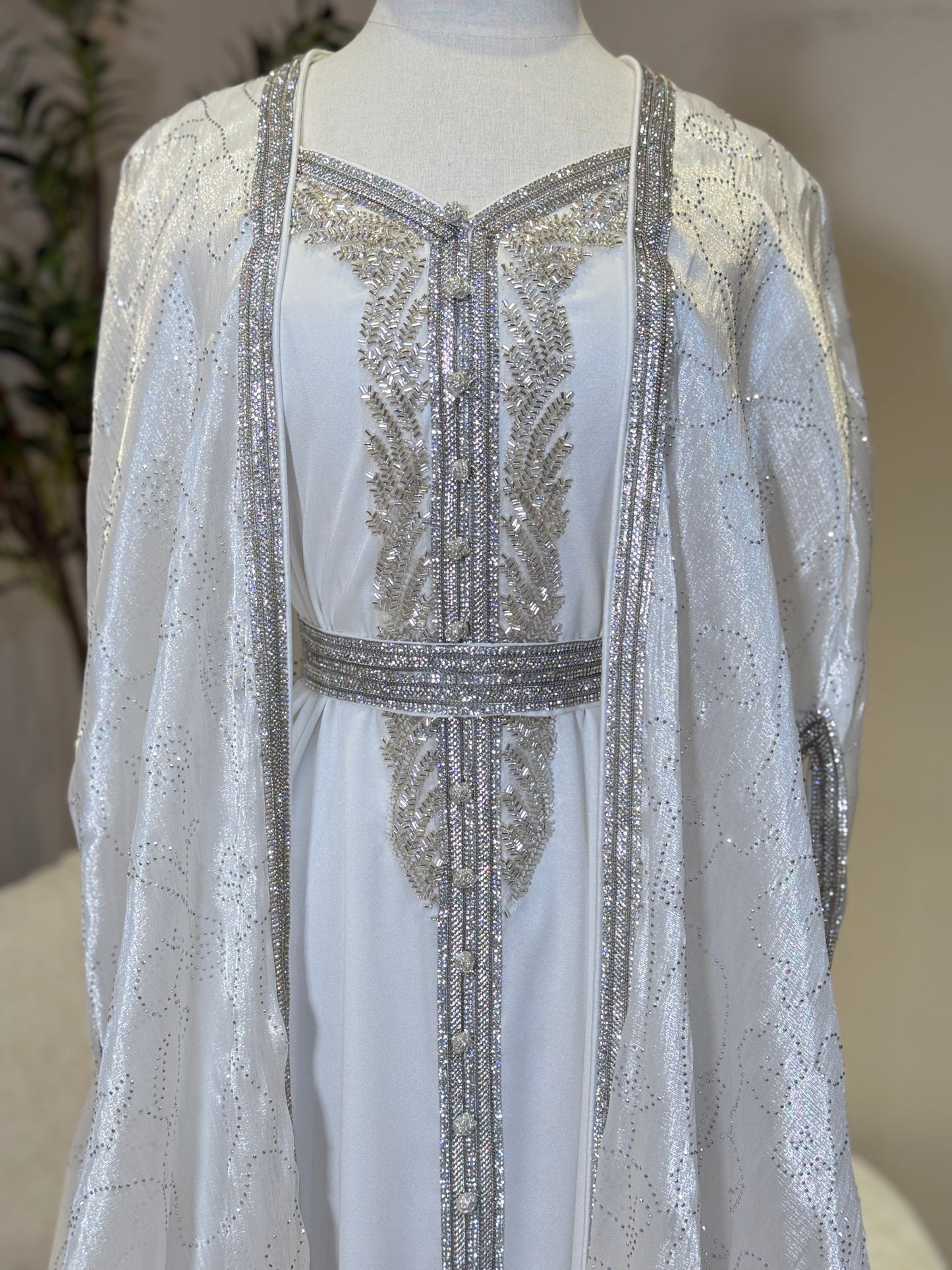 White Muzna Luxury Khaliji Caftan