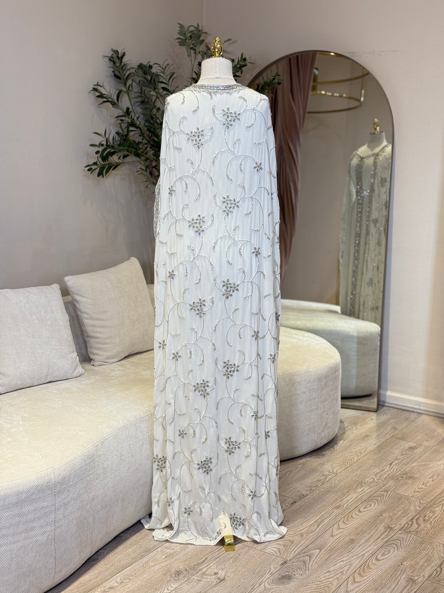 White Latifa Luxury Khaliji Caftan
