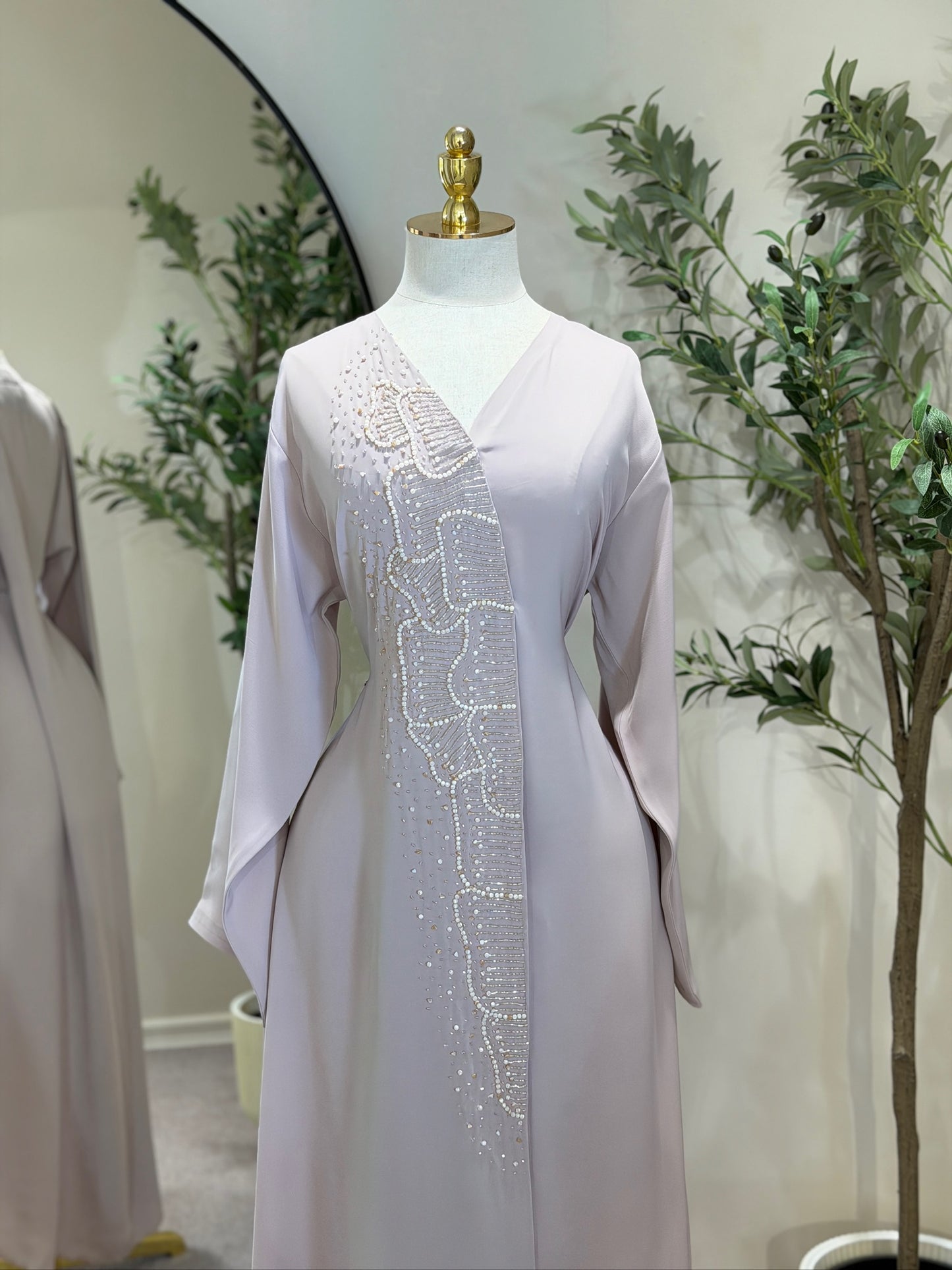 Hanan Luxury Khaliji Abaya With Matching Hijab