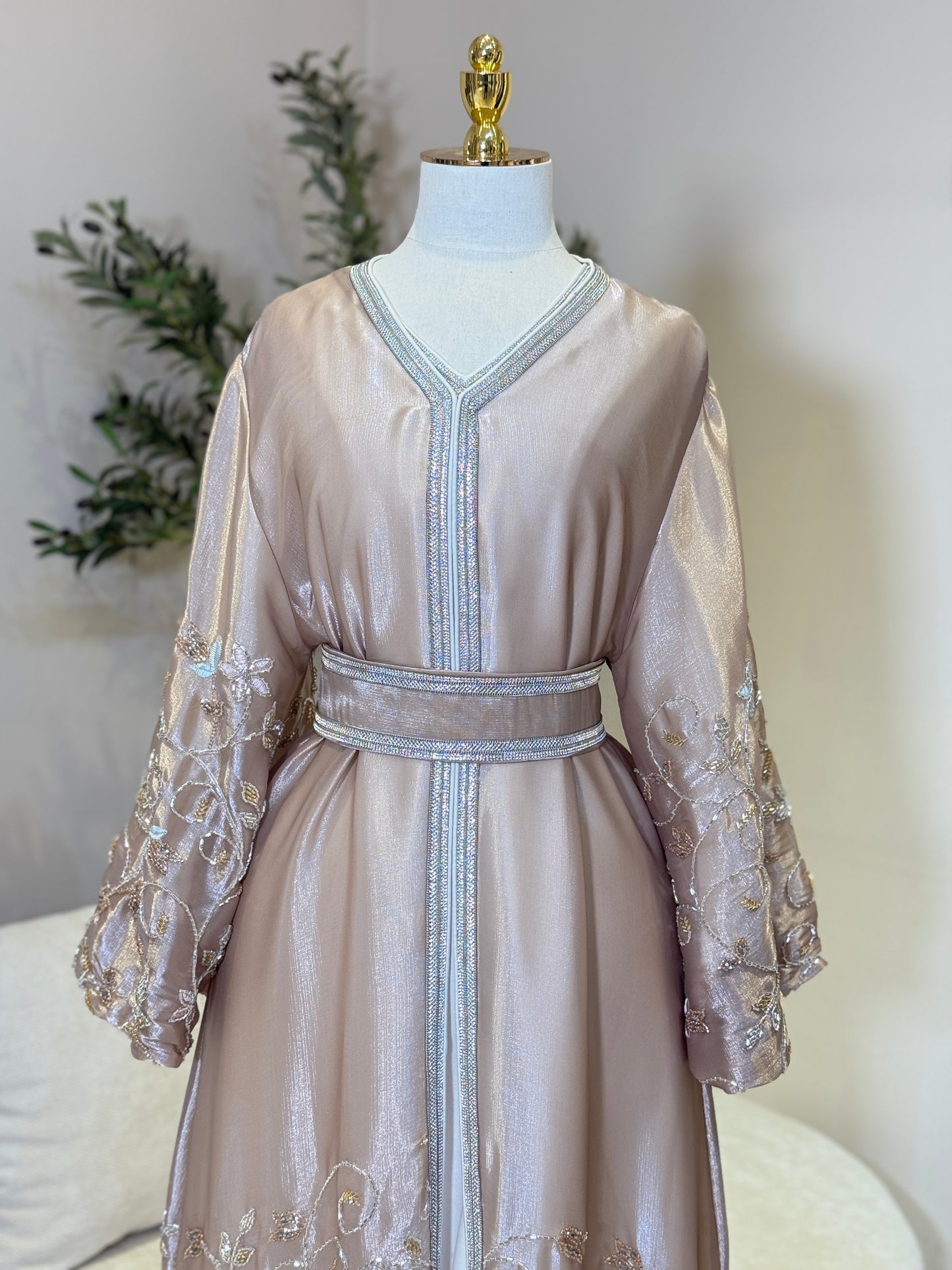 Lulwa 3 Piece Luxury Khaliji Caftan