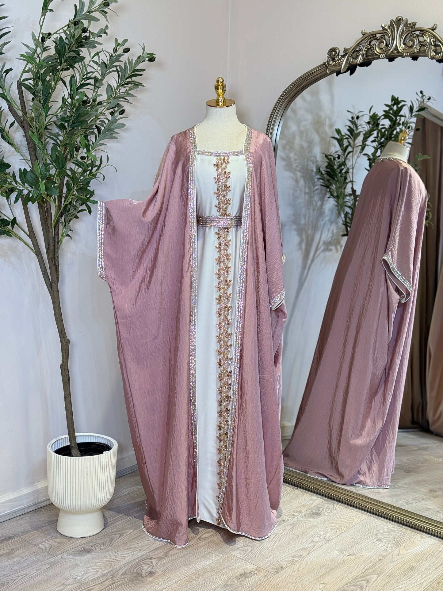 Adara Luxury Khaliji Caftan