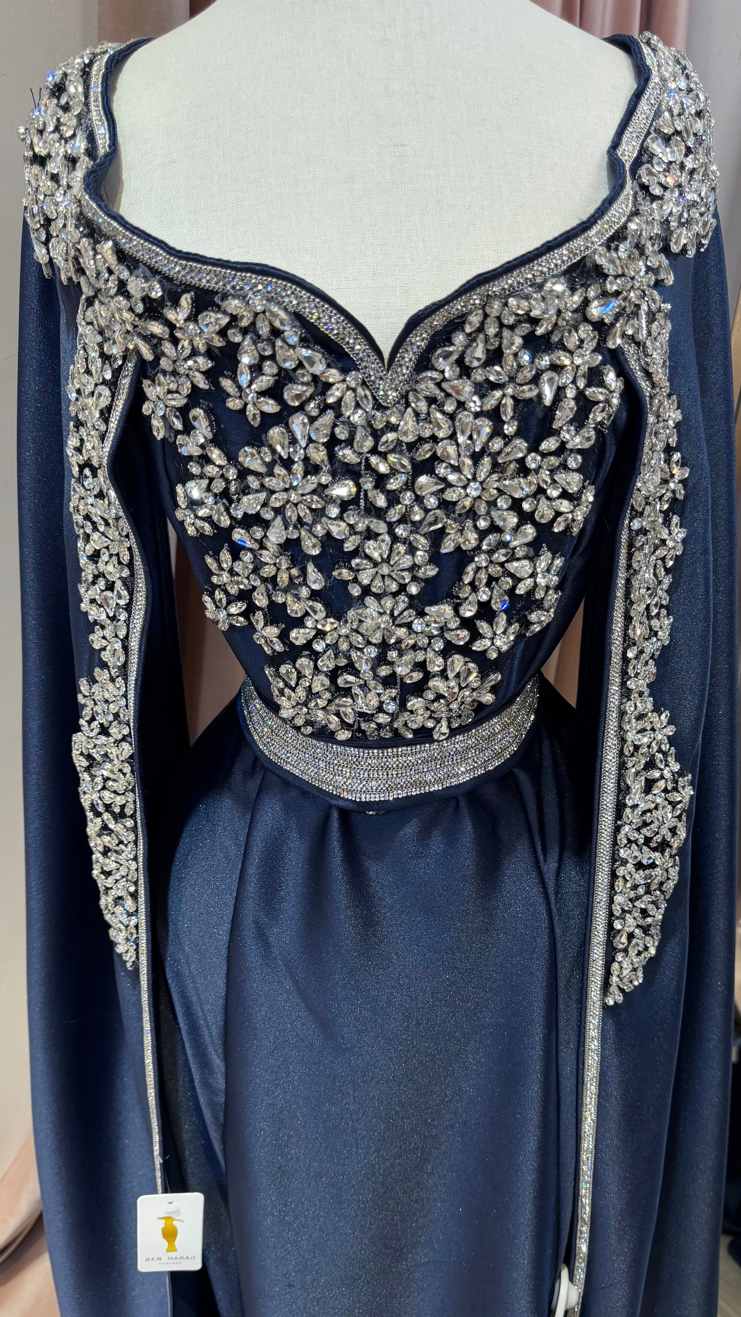 Malikat Luxury Caftan With Detached Belt