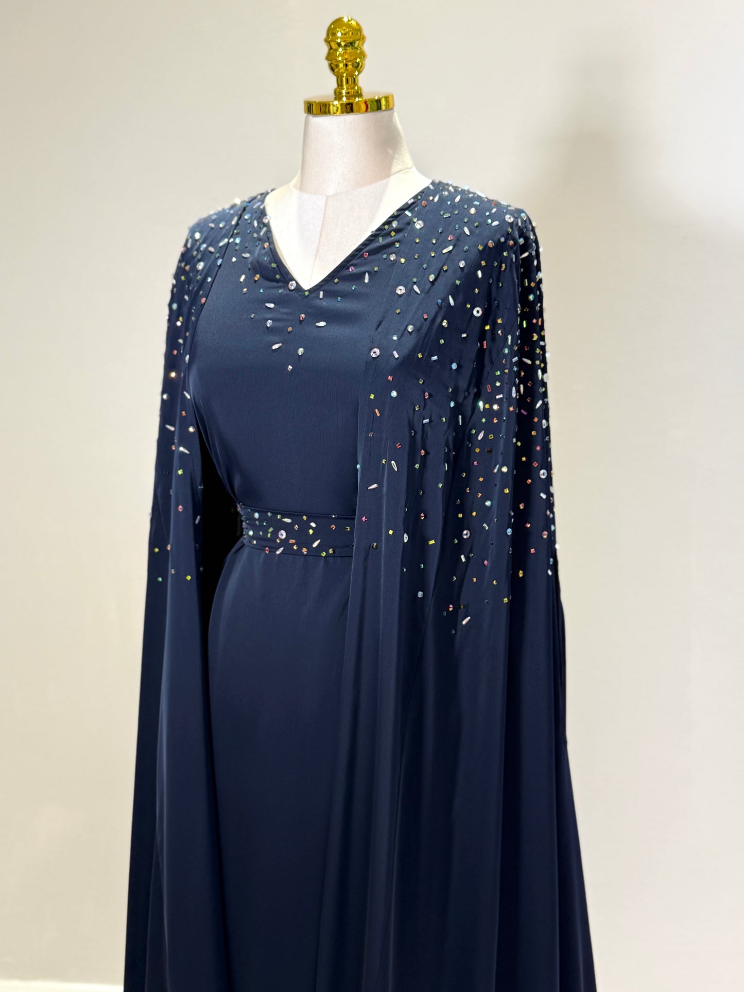 Nadine 2 Piece Abaya Under Piece is a Long Sleeves