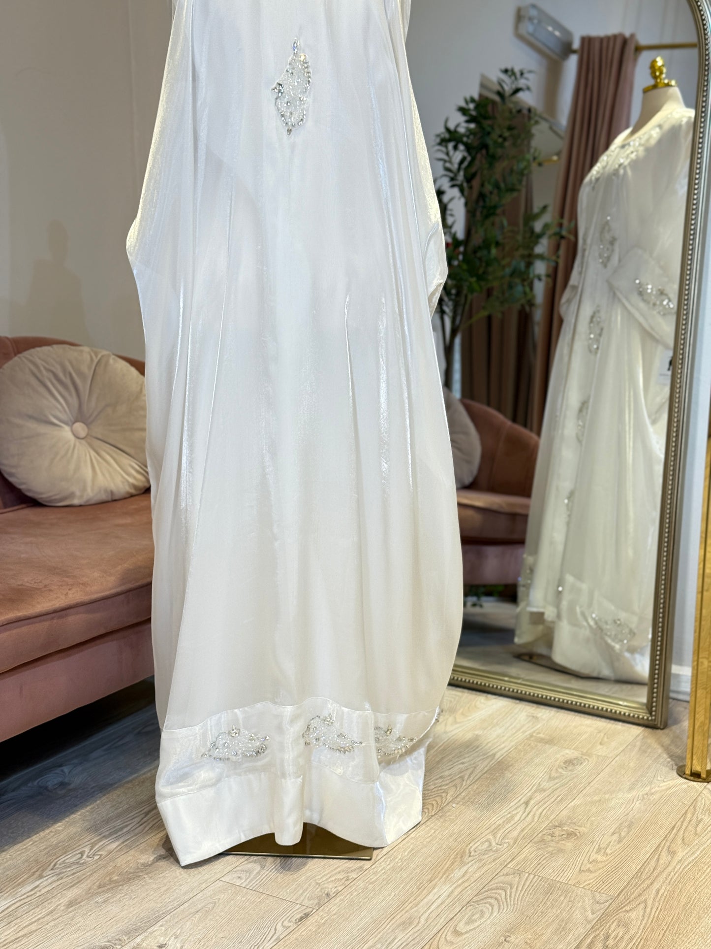 Shamma Hand Embellished Organza Luxury Caftan 2 Piece Gown