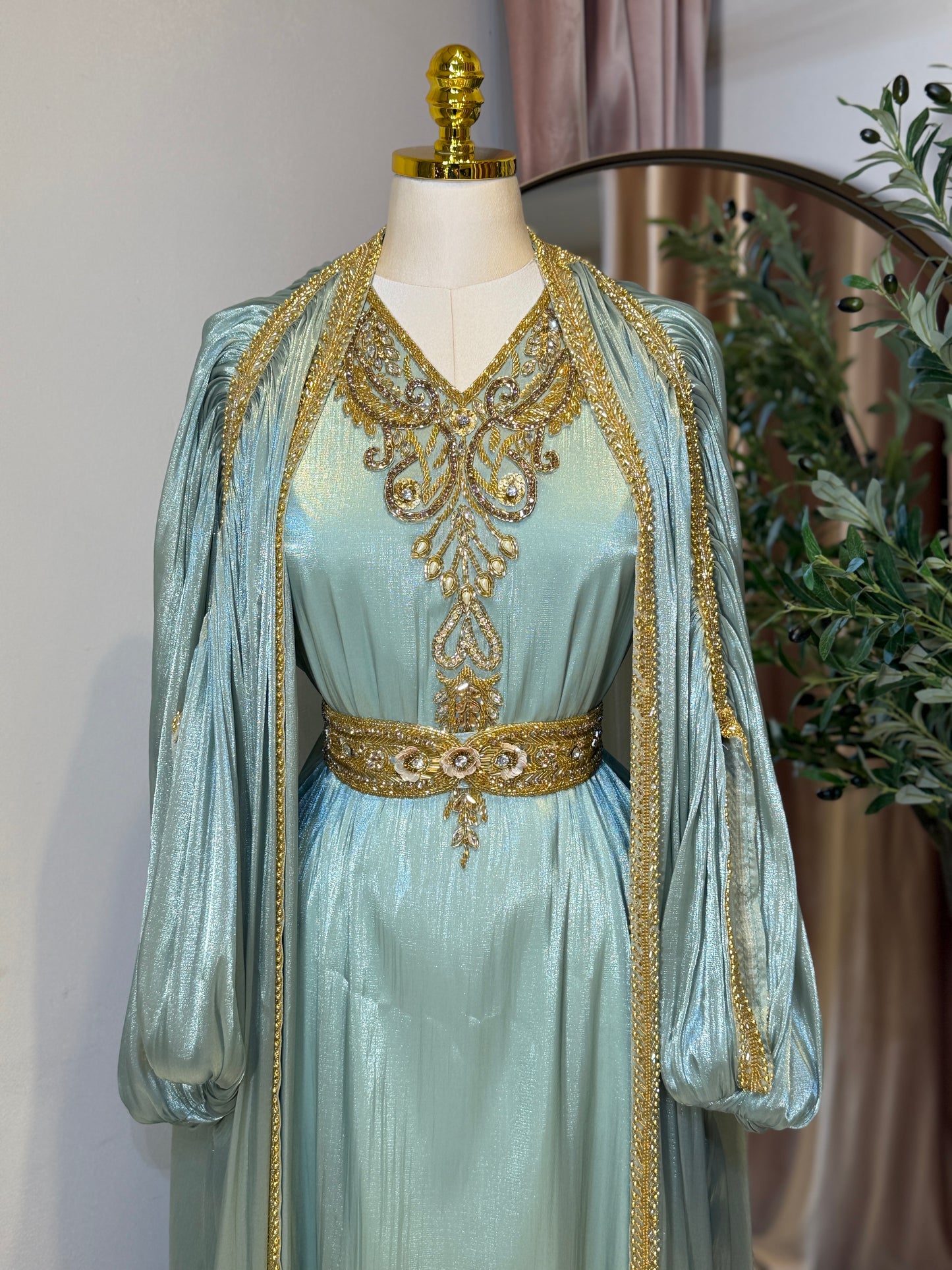 Mohraa Luxury 3 Piece Khaleeji Caftan