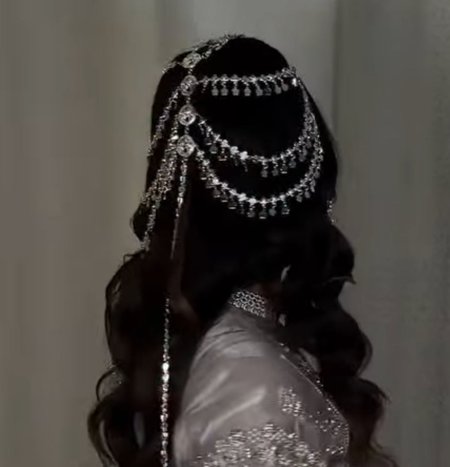 Amaraa Silver Headpiece