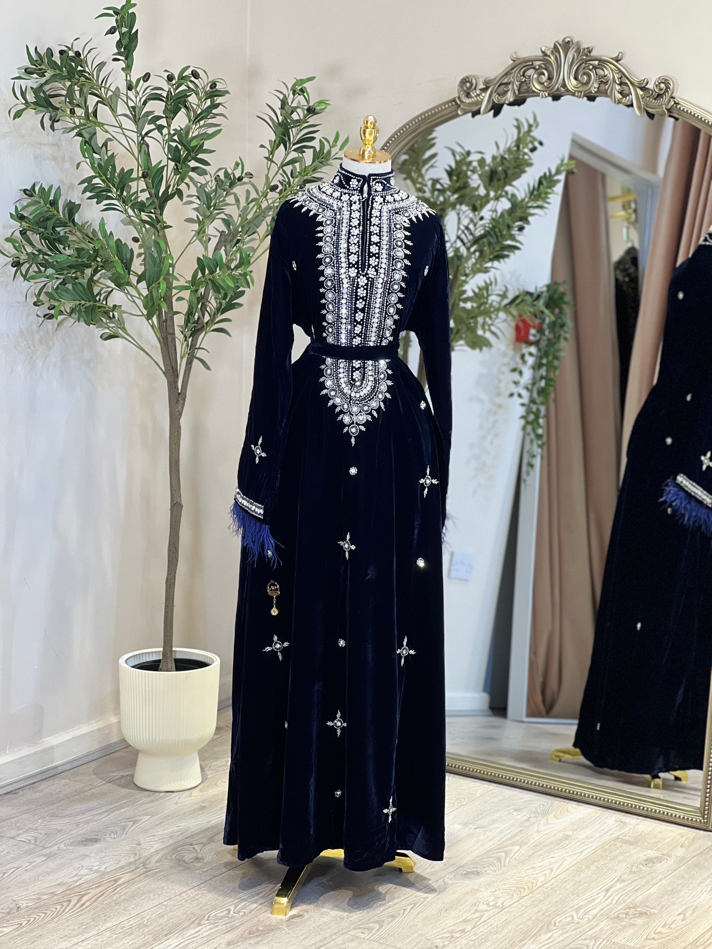 Haya Velvet Luxury Dress With Feathers
