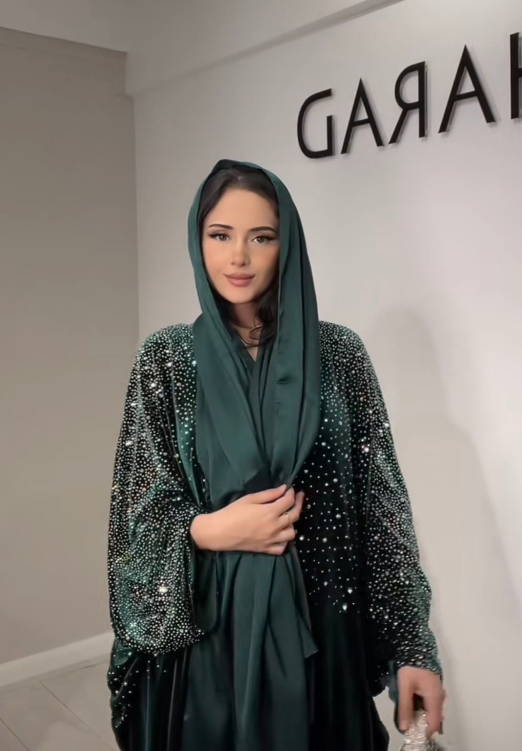 Luxurious Emerald velvet rhinestone Abaya
