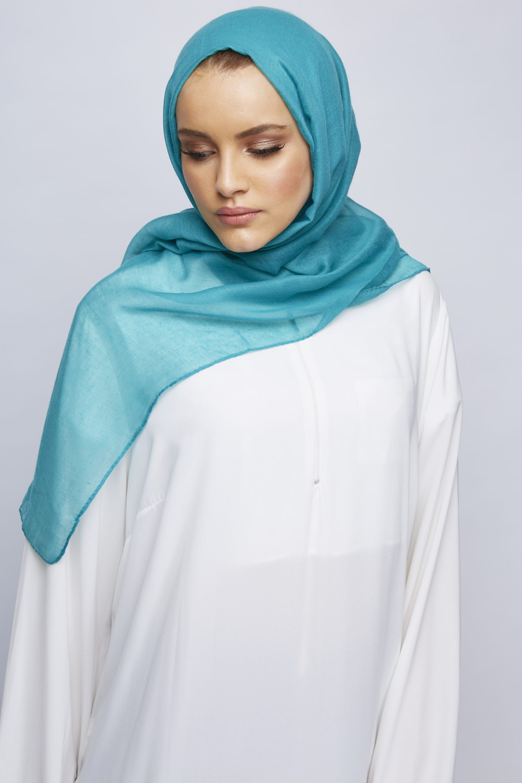 Teal Blue Plain Maxi Hijab – BenHarad1