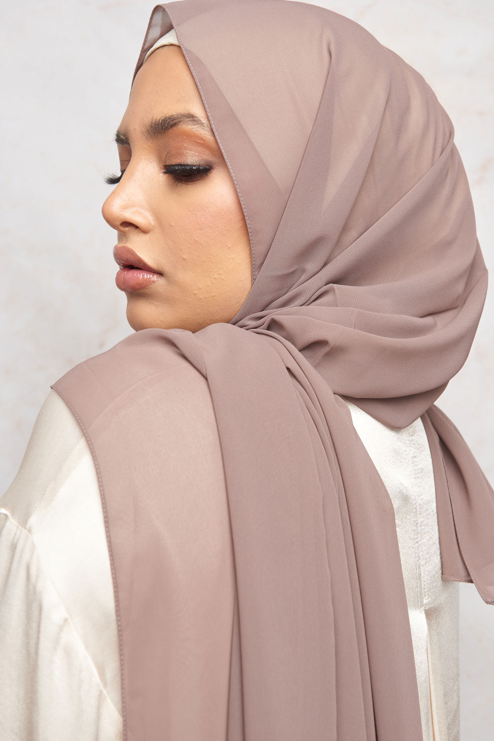 Rose Taupe Premium Chiffon Hijab – BenHarad - Main Image