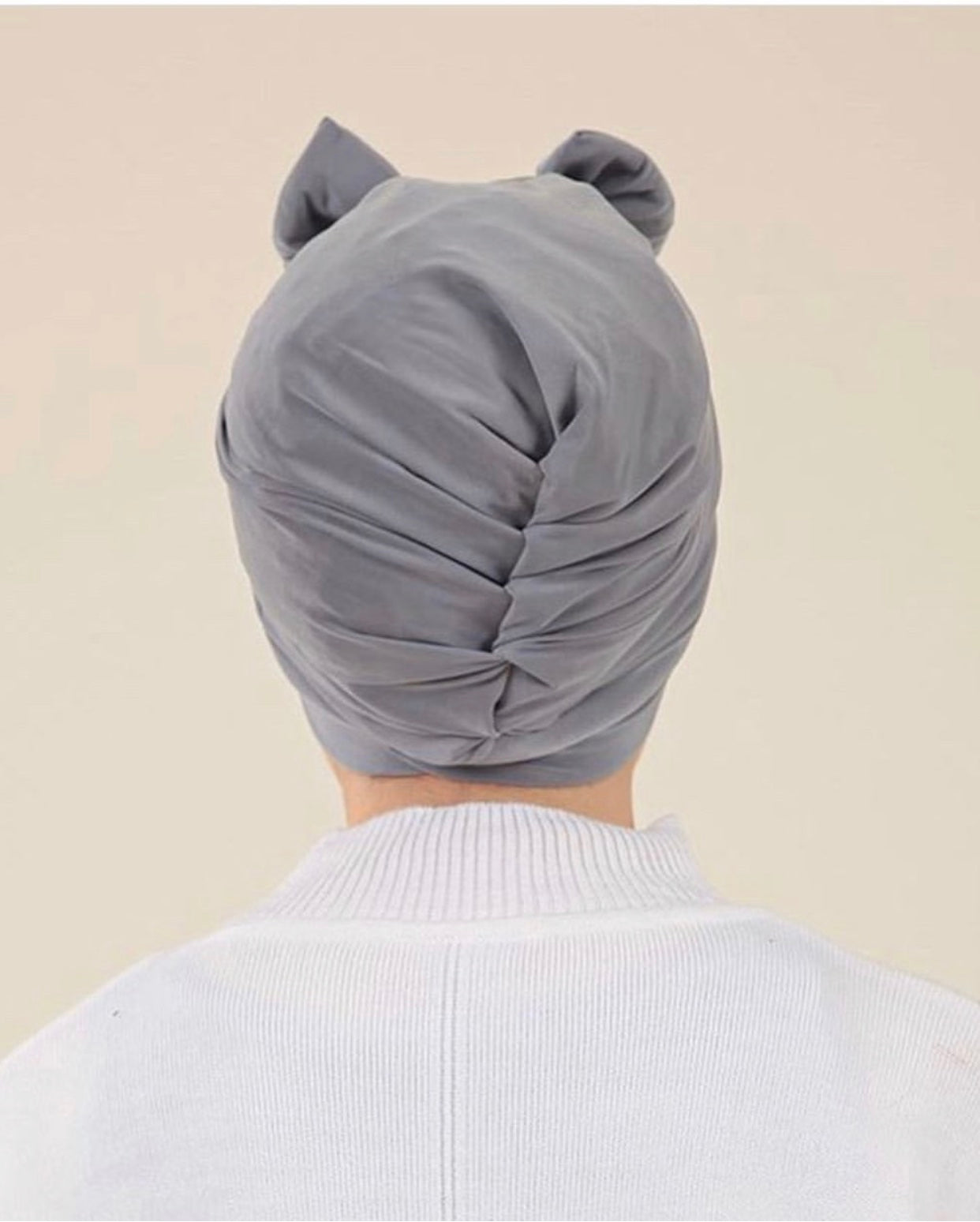 Grey bow Turban