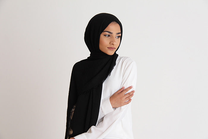 Black Crinkle Hijab