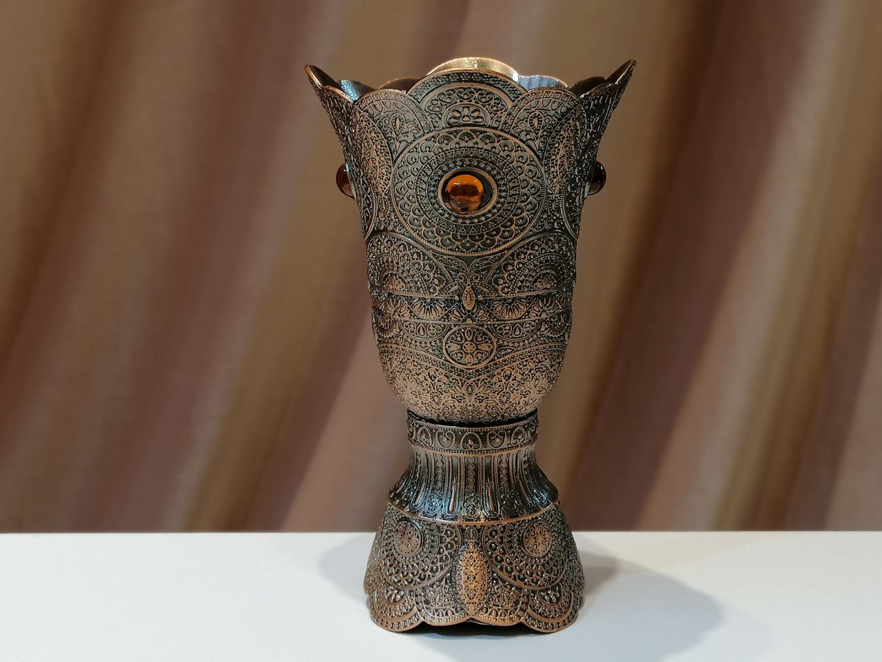 Small Dark Silver Arabic Bakhoor Burner with Red Stones