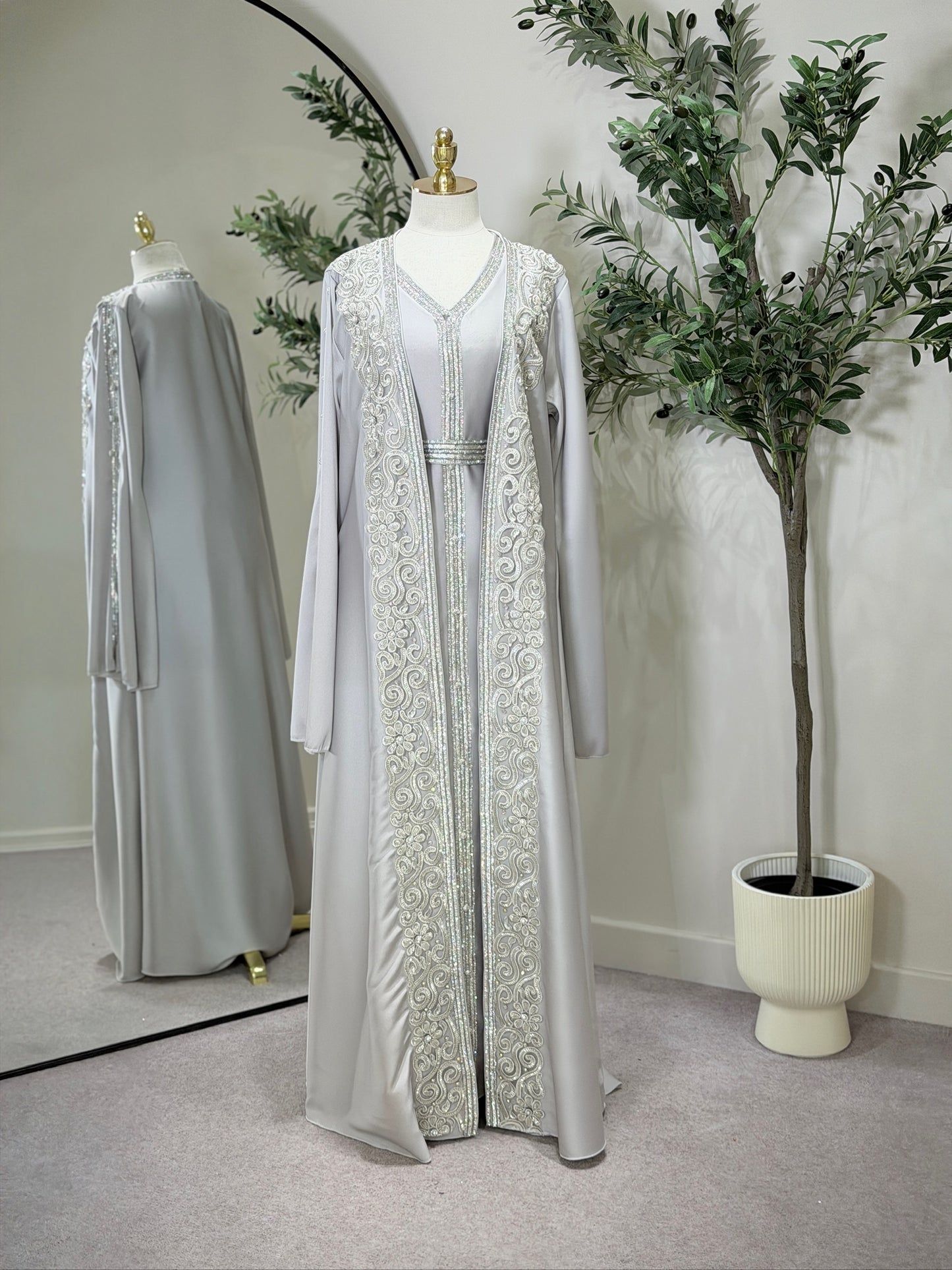 Arya Luxury 3 Piece Khaliji Caftan