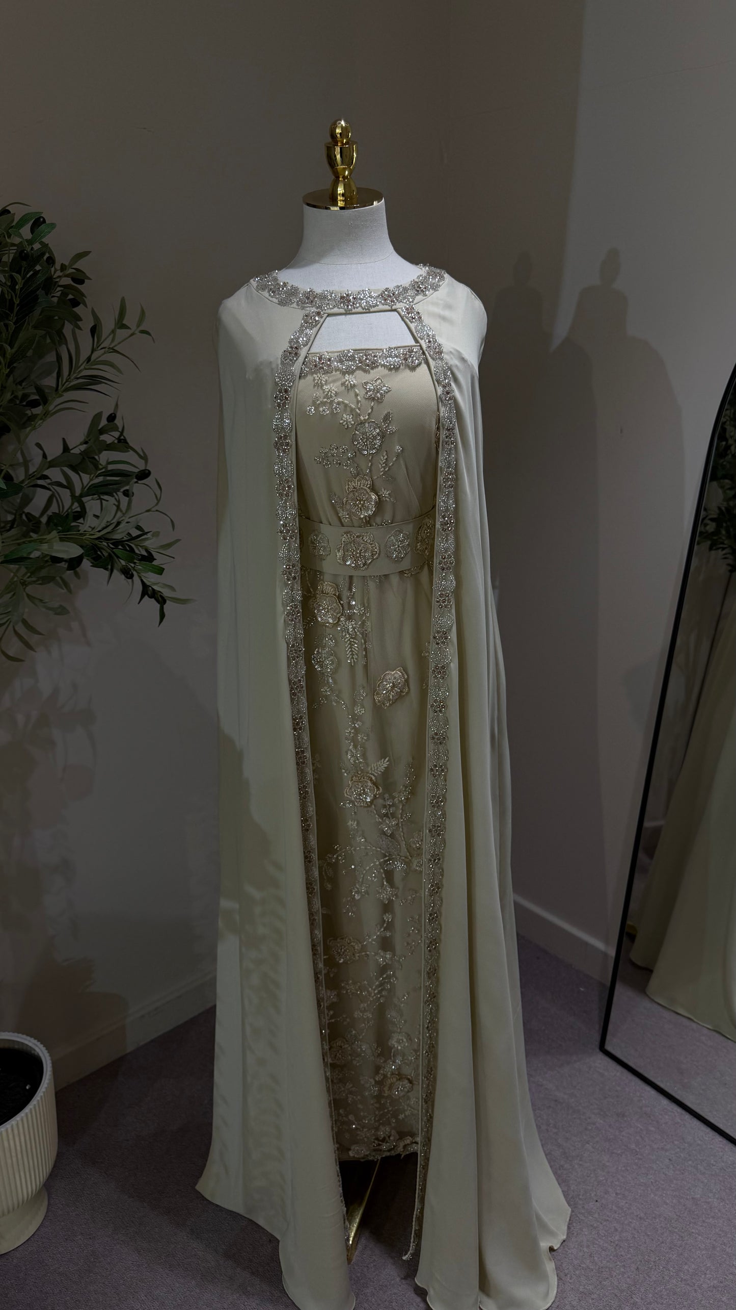Light Yellow Khaliji Cape Kaftan
