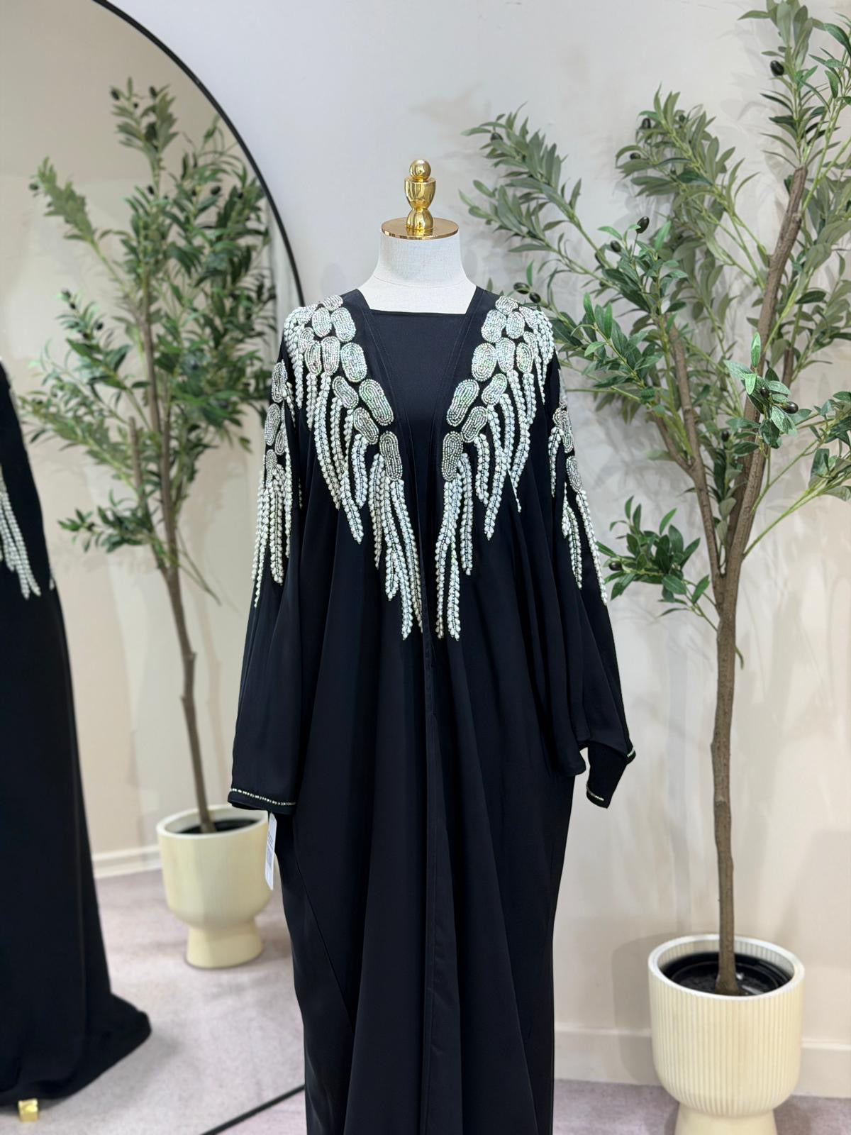 Li Hand Made Pearl Abaya