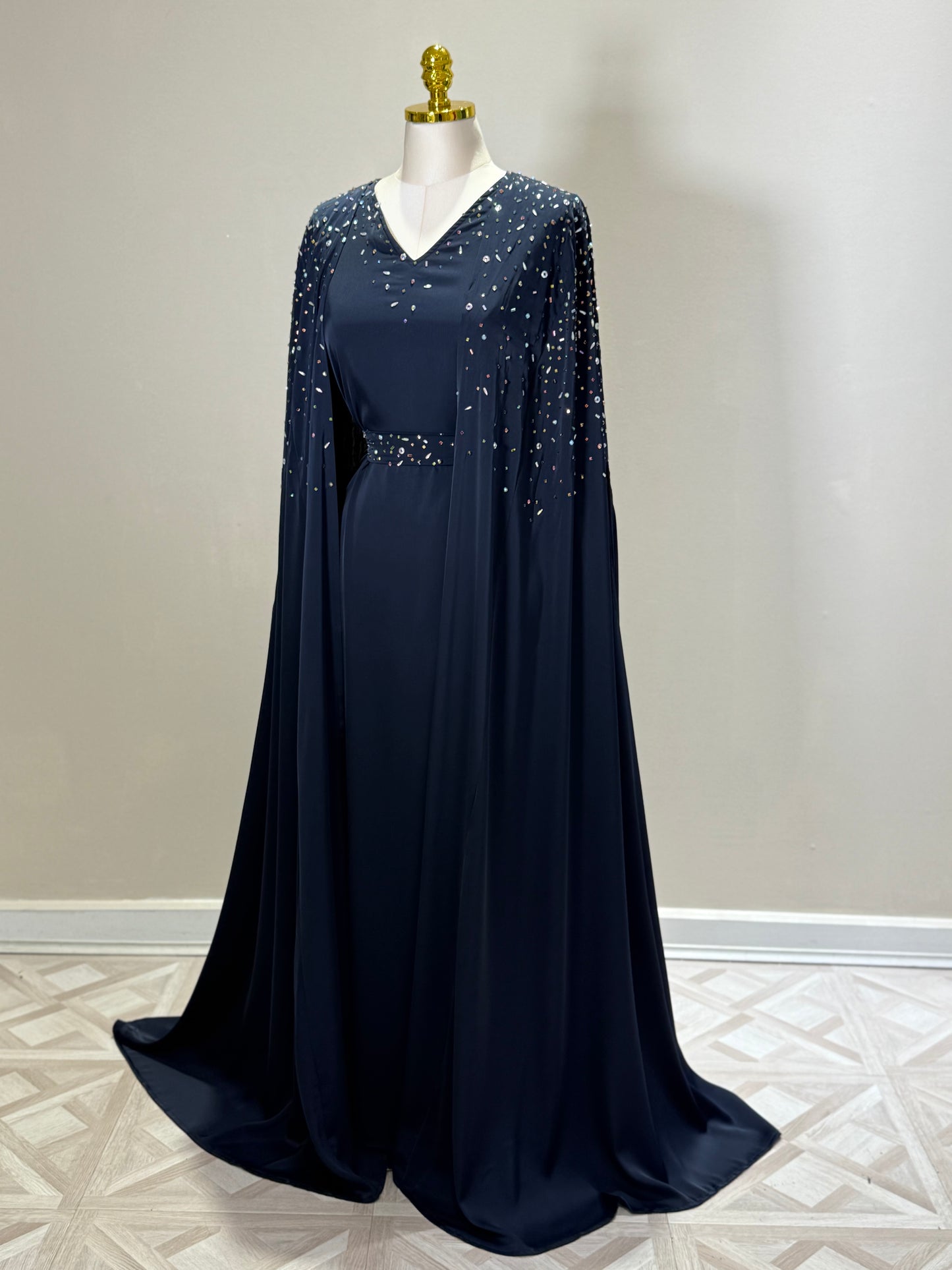 Nadine 2 Piece Abaya Under Piece is a Long Sleeves