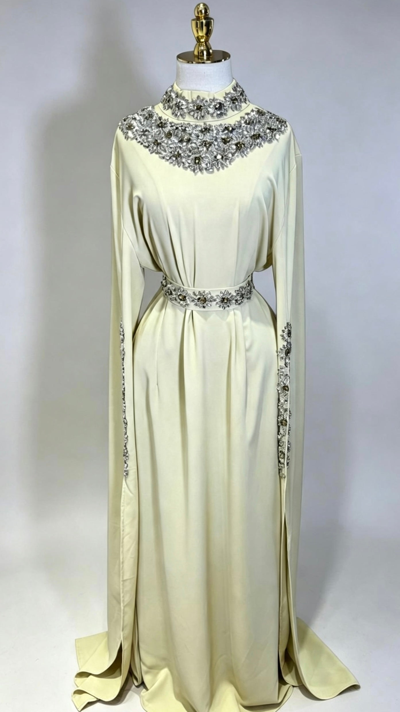 Leila Pistachio Kaftan With Elongated Arms