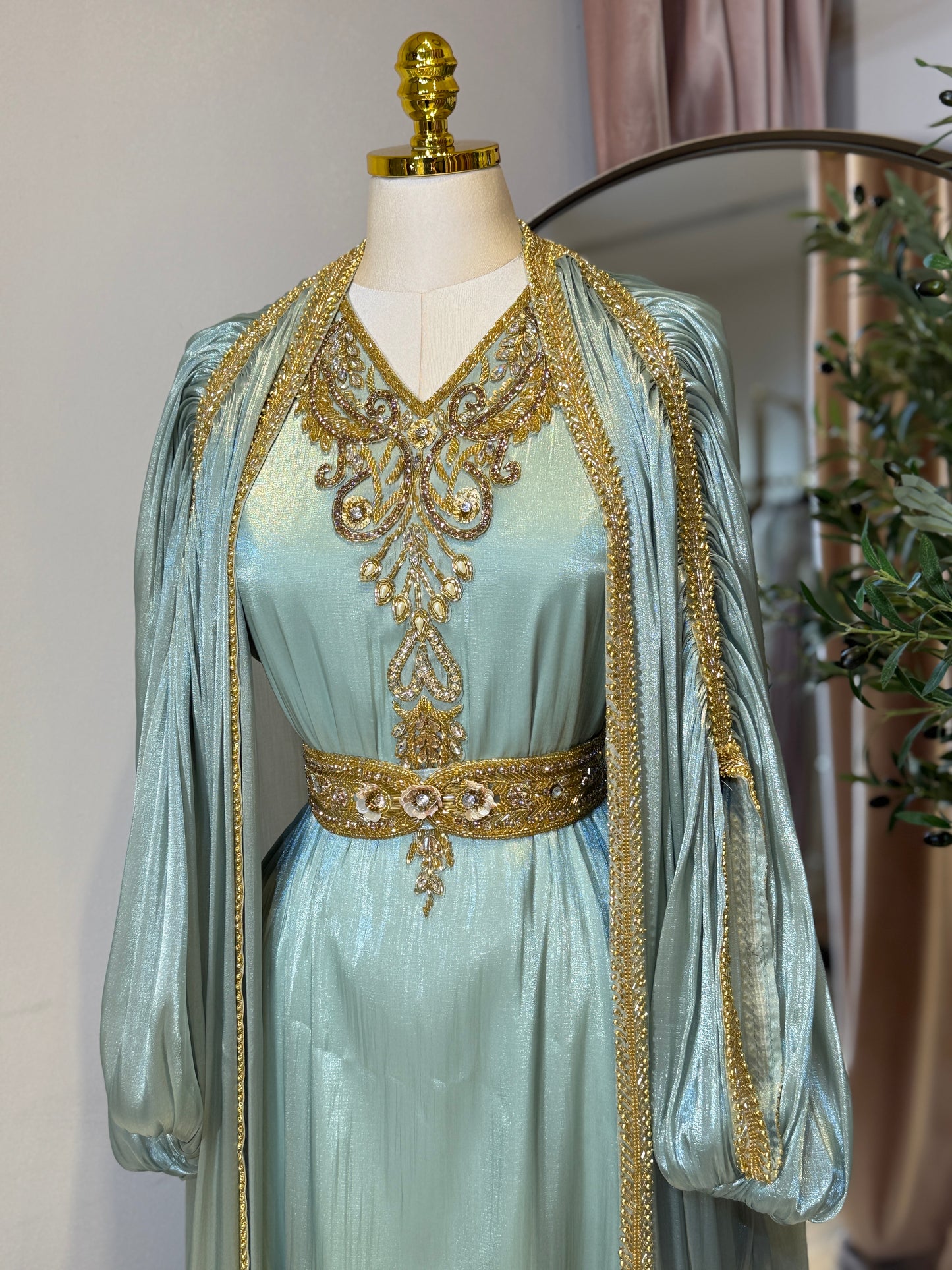 Mohraa Luxury 3 Piece Khaleeji Caftan