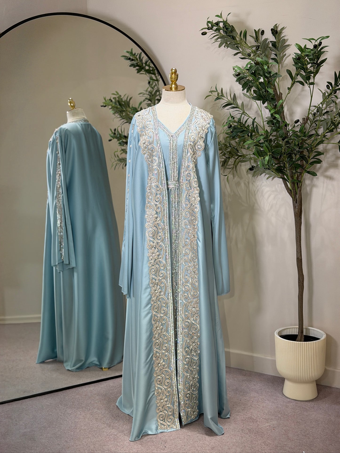 Arya Luxury 3 Piece Khaliji Caftan