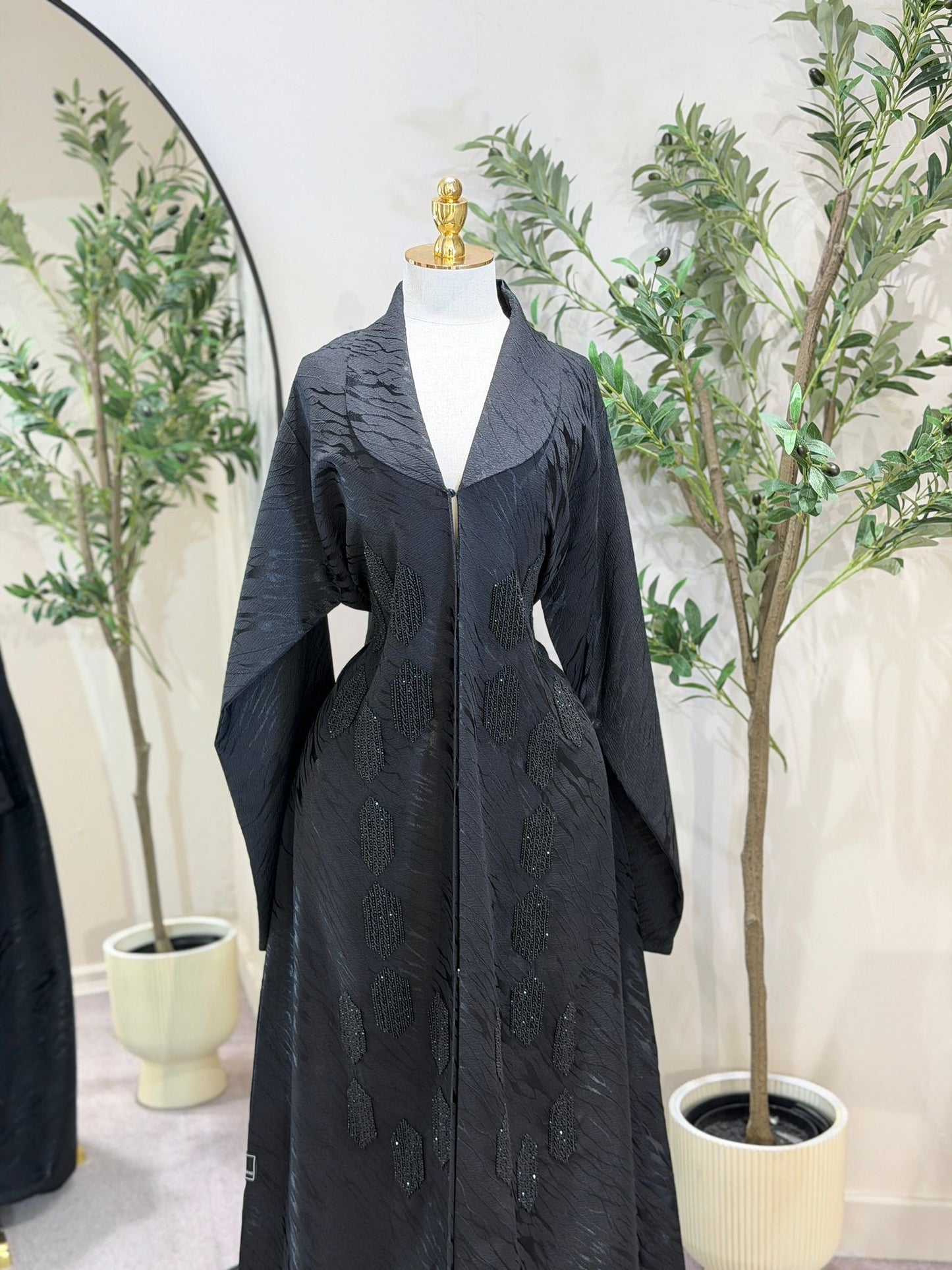 Mi Textured Hand Made Open Abaya