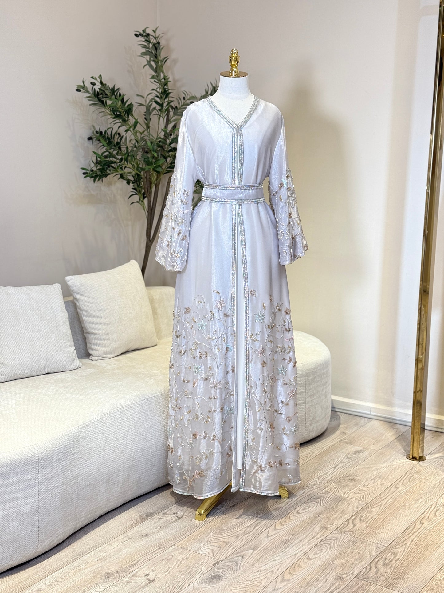 Lulwa 3 Piece Luxury Khaliji Caftan
