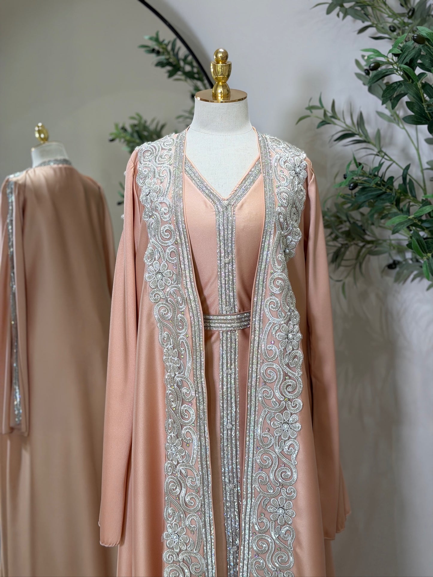 Arya Luxury 3 Piece Khaliji Caftan