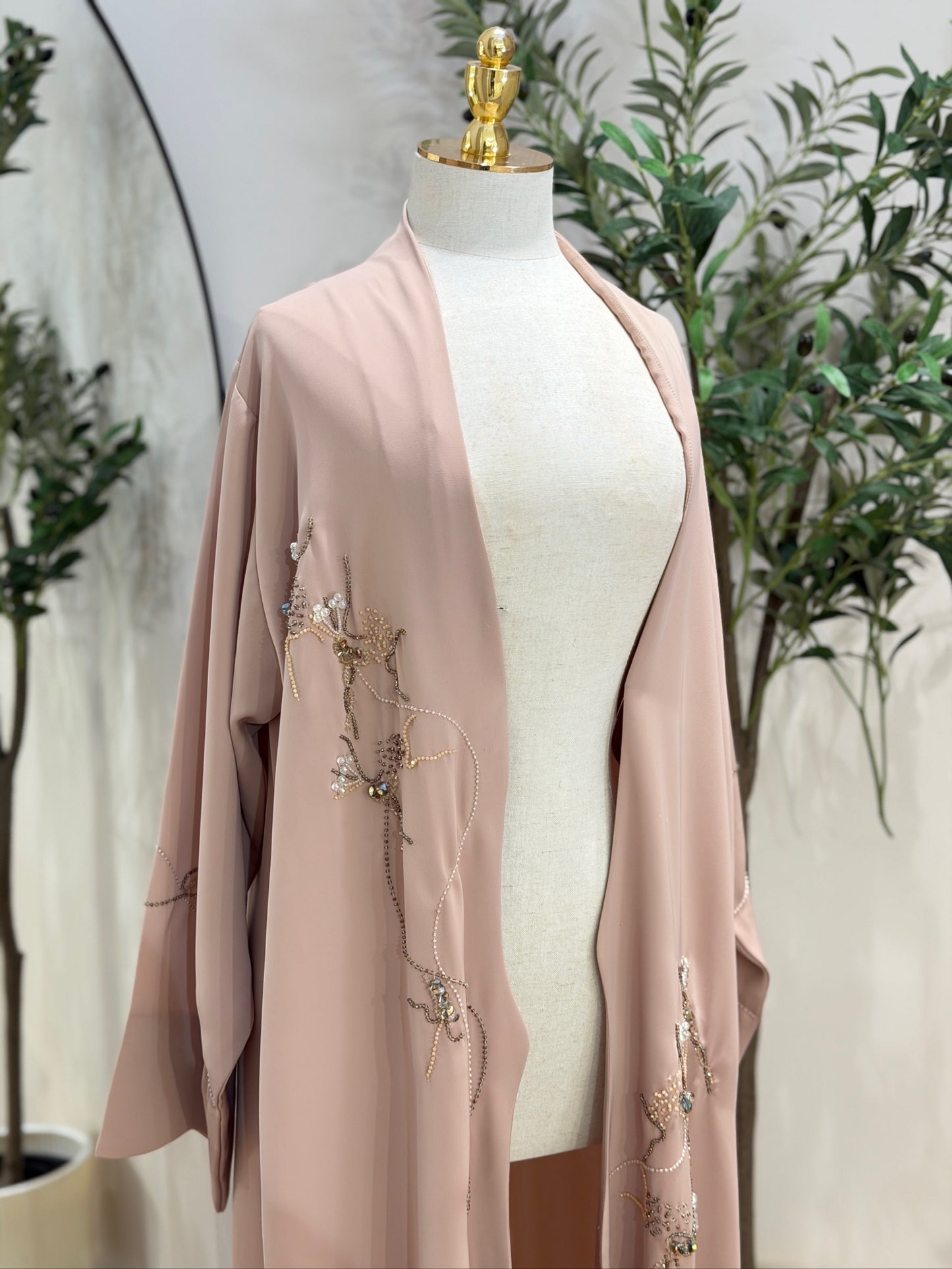 Anoud Luxury Khaliji Abaya