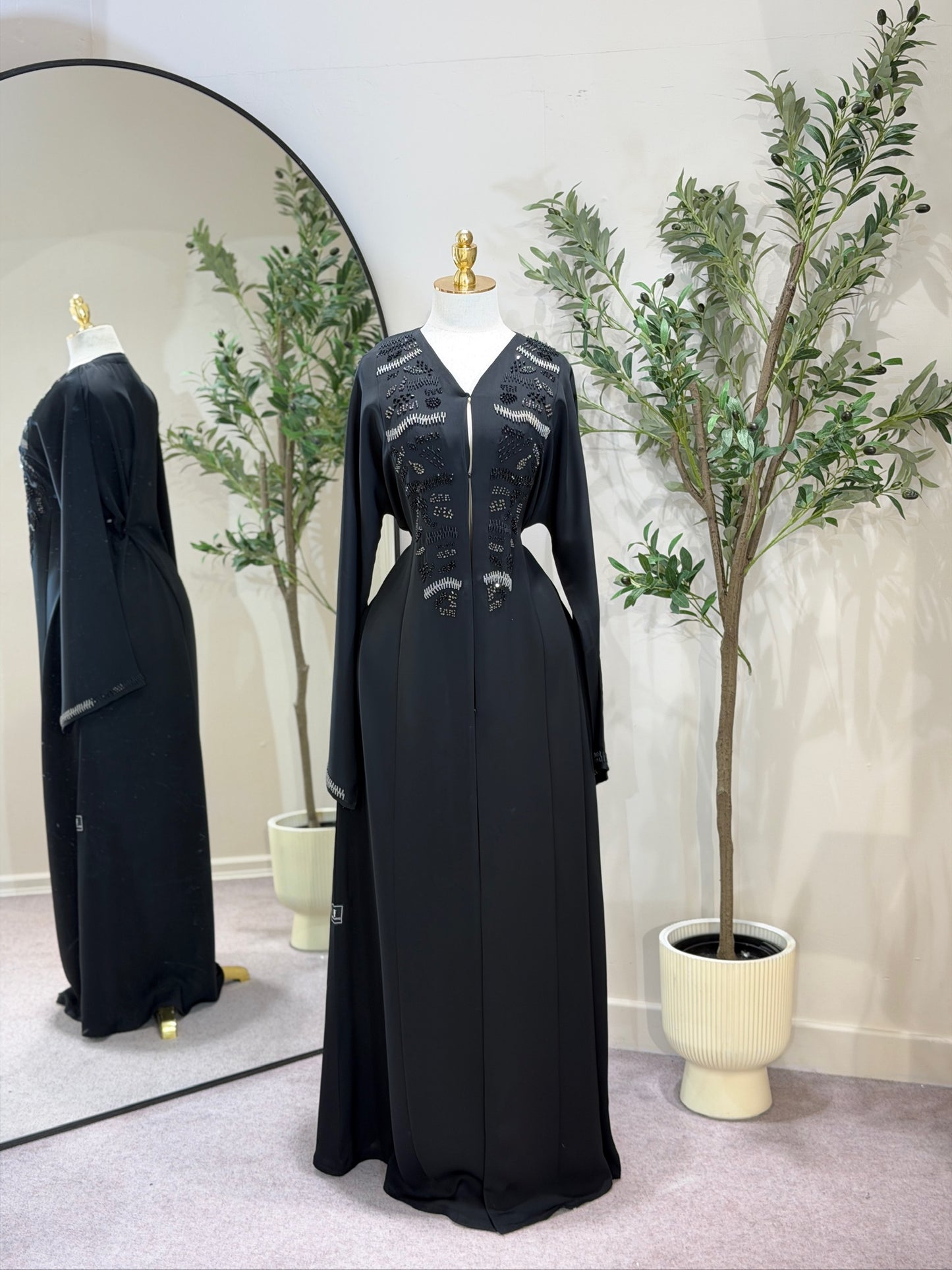 Lunaya Luxury Khaliji Abaya