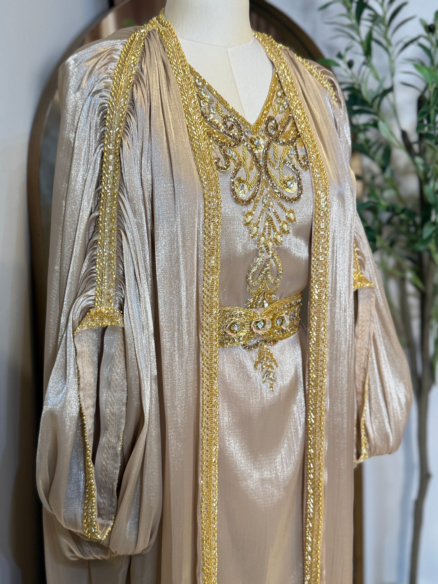 Mohraa Luxury 3 Piece Khaleeji Caftan