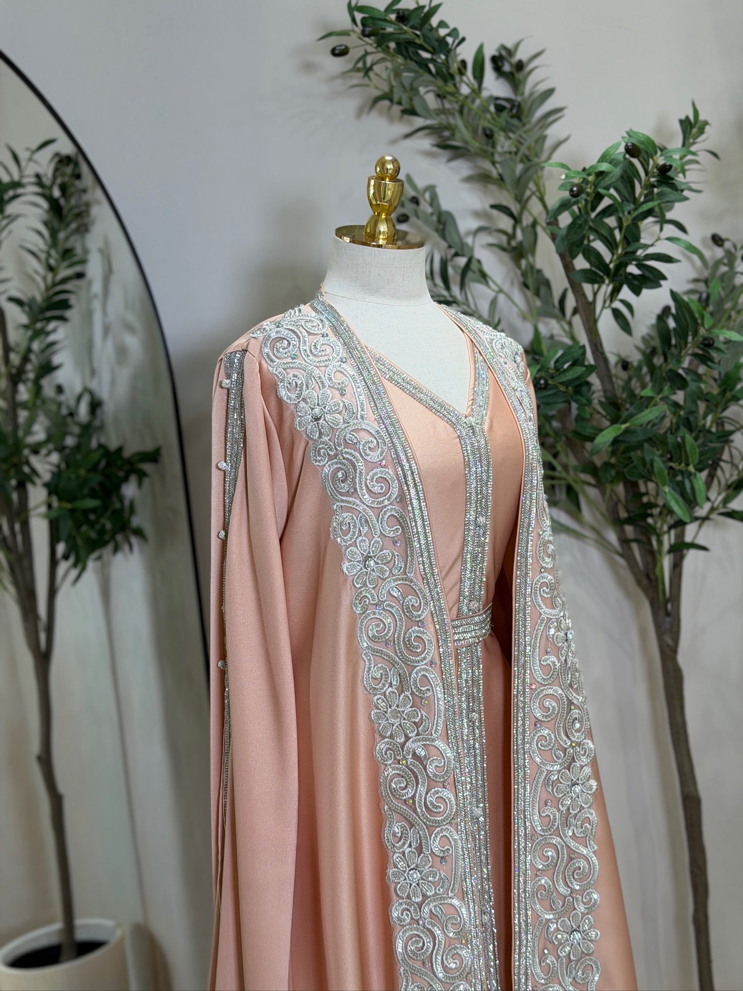 Arya Luxury 3 Piece Khaliji Caftan