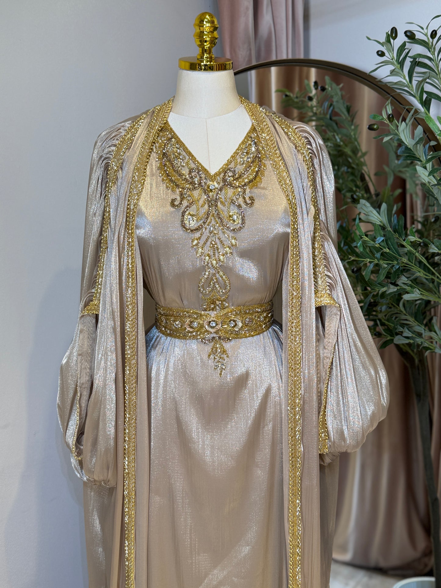 Mohraa Luxury 3 Piece Khaleeji Caftan