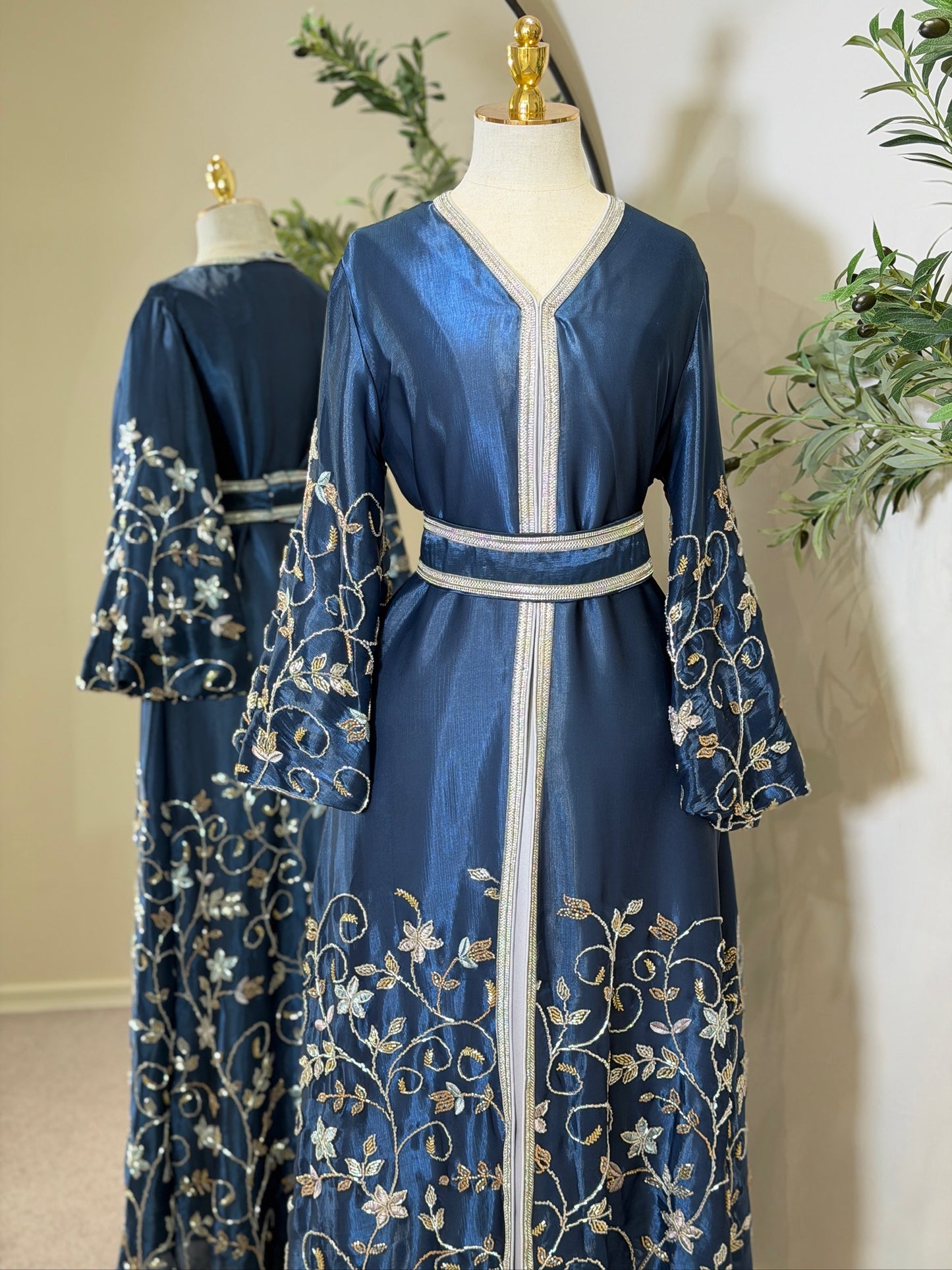 Lulwa 3 Piece Luxury Khaliji Caftan