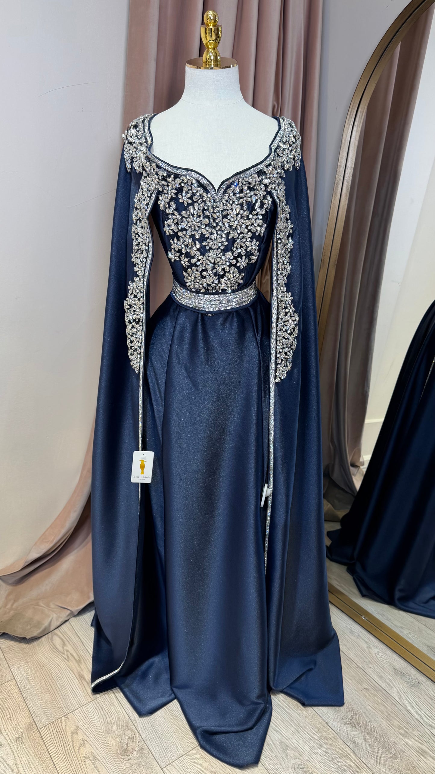 Malikat Luxury Caftan With Detached Belt