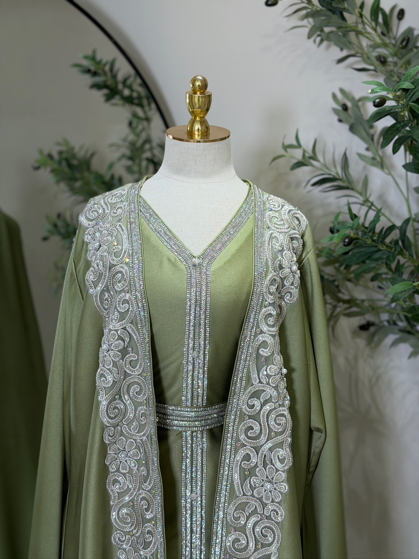 Arya Luxury 3 Piece Khaliji Caftan
