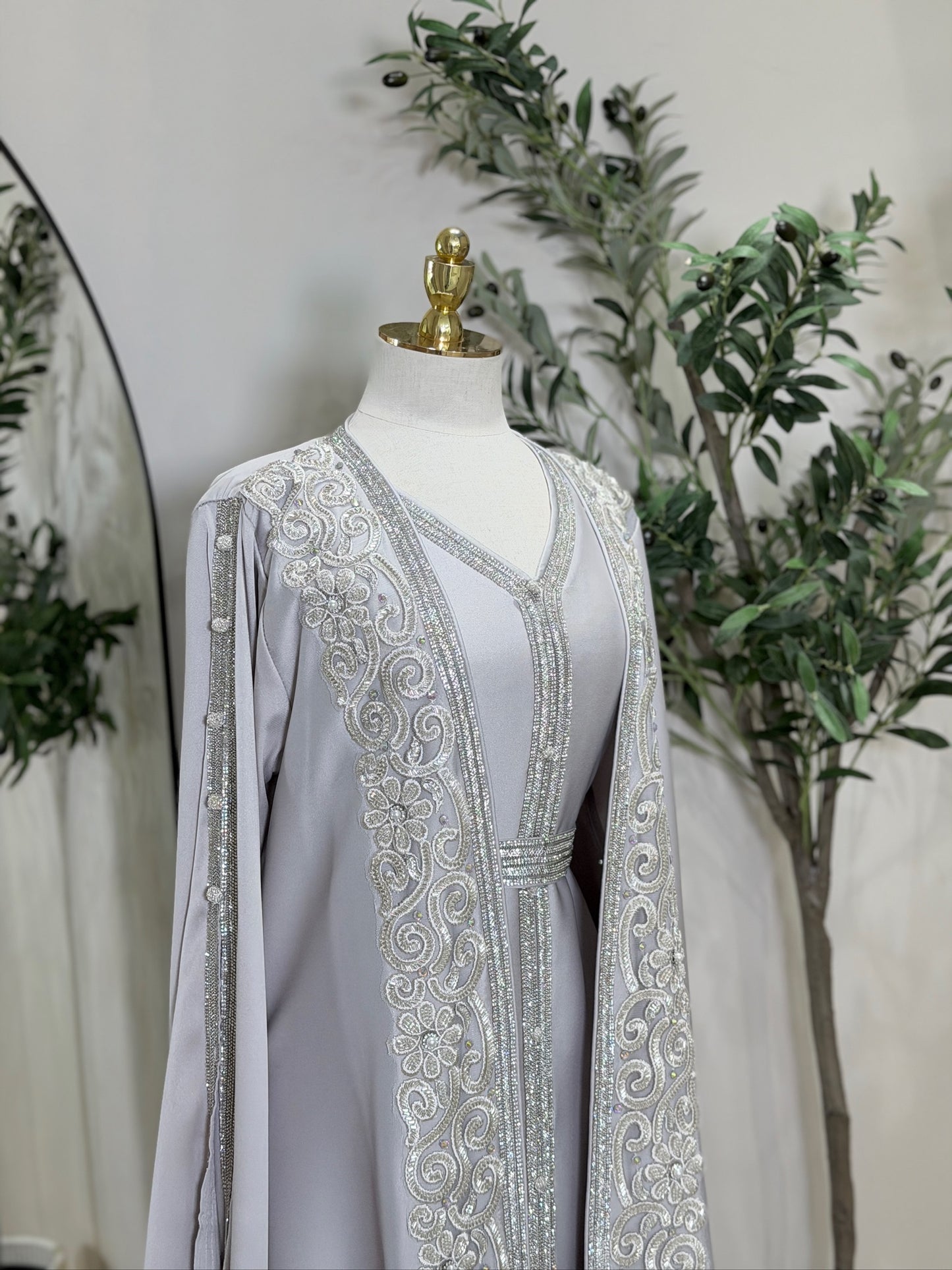 Arya Luxury 3 Piece Khaliji Caftan