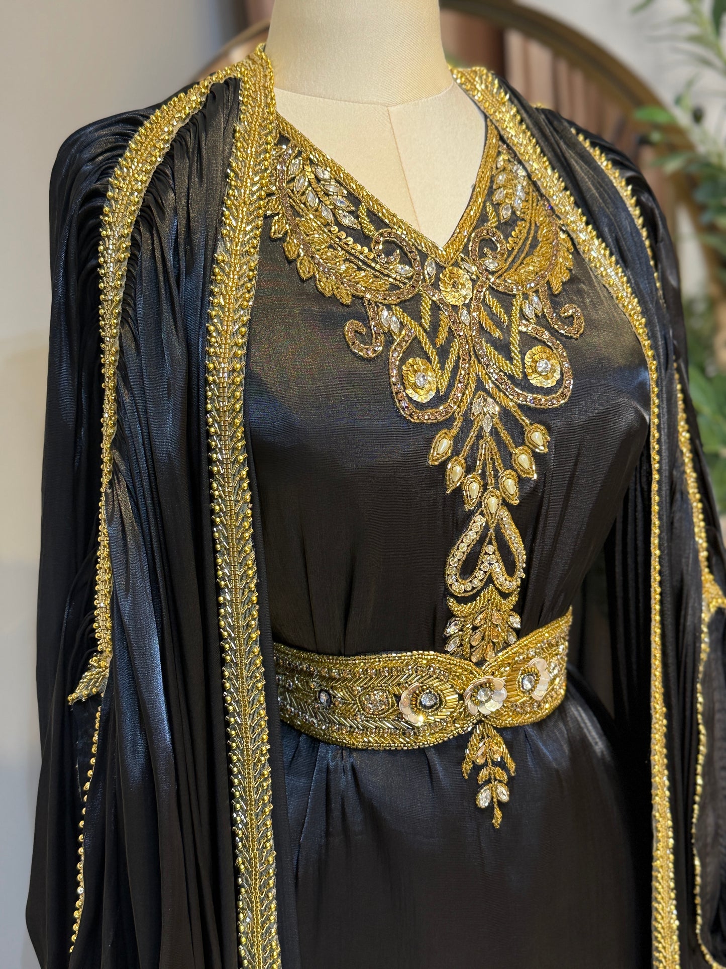 Mohraa Luxury 3 Piece Khaleeji Caftan